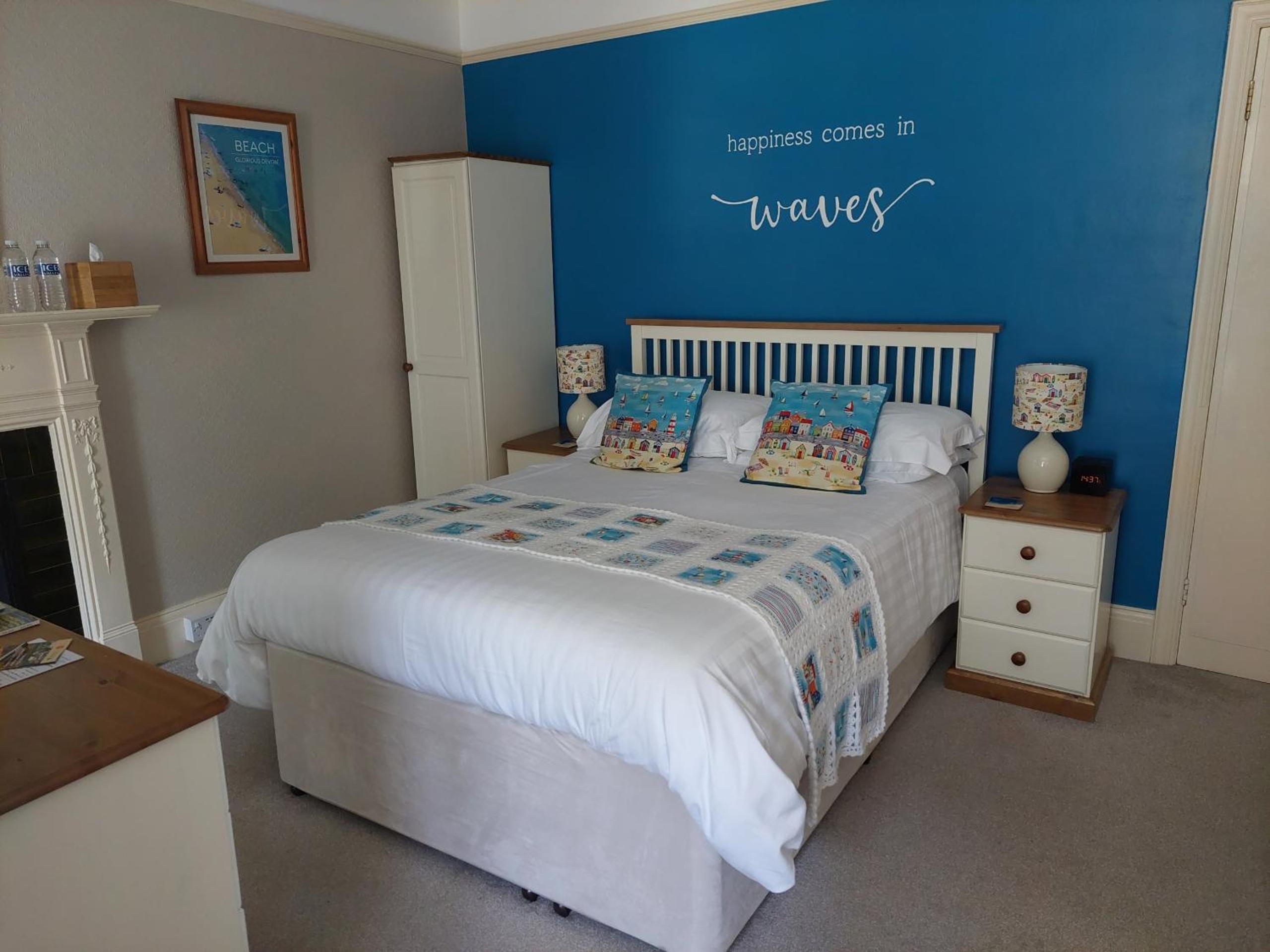 Lynton Vacations - The Denes - Property Image 11