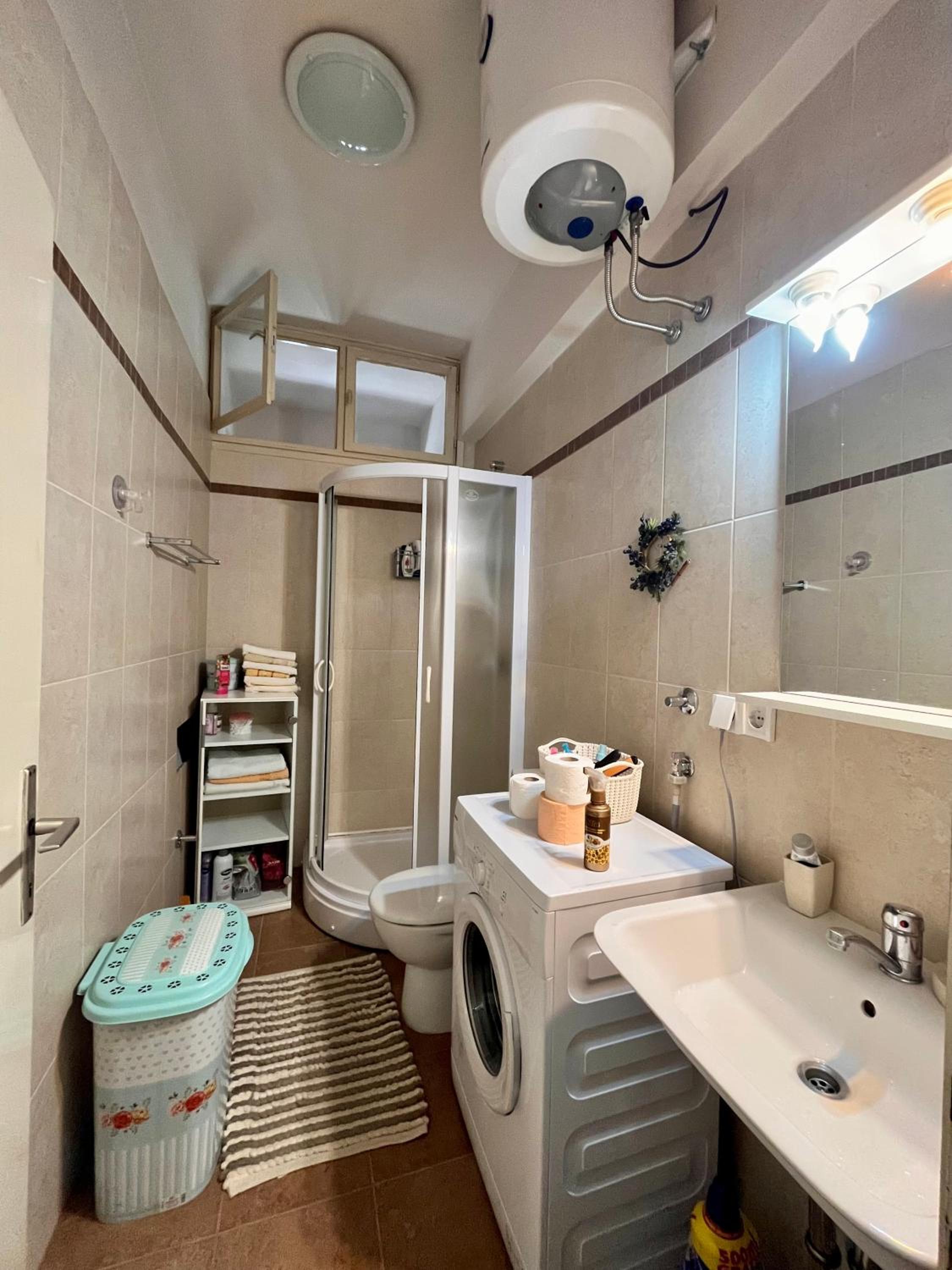 Mint Apartment