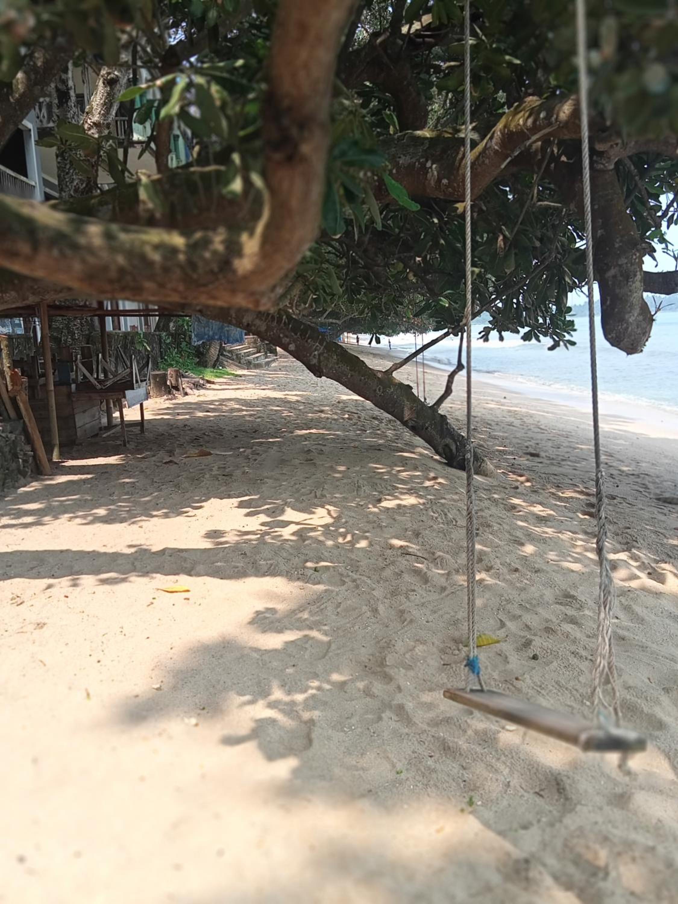 CONDOMINIUM LIPPO PANTAI CARITA