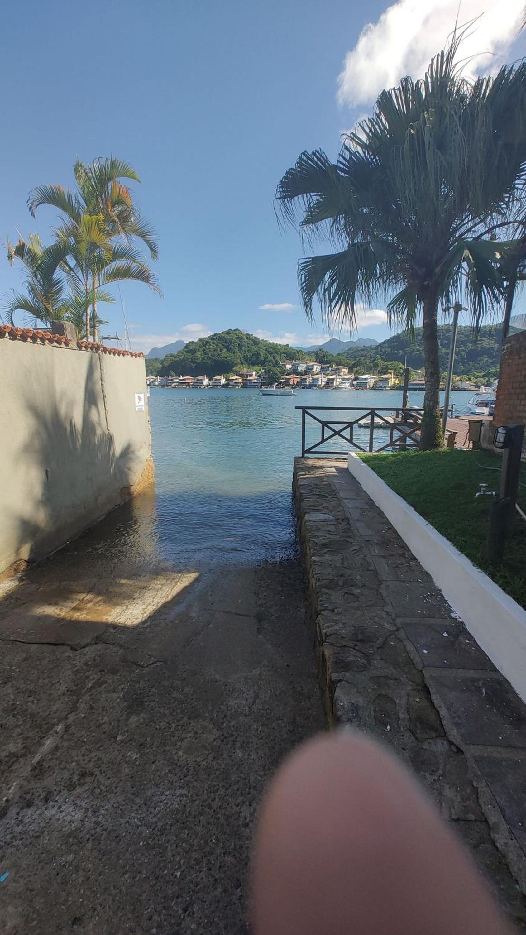 Beautiful 3 Bedrooms with Barbecue Deck Angra Pool