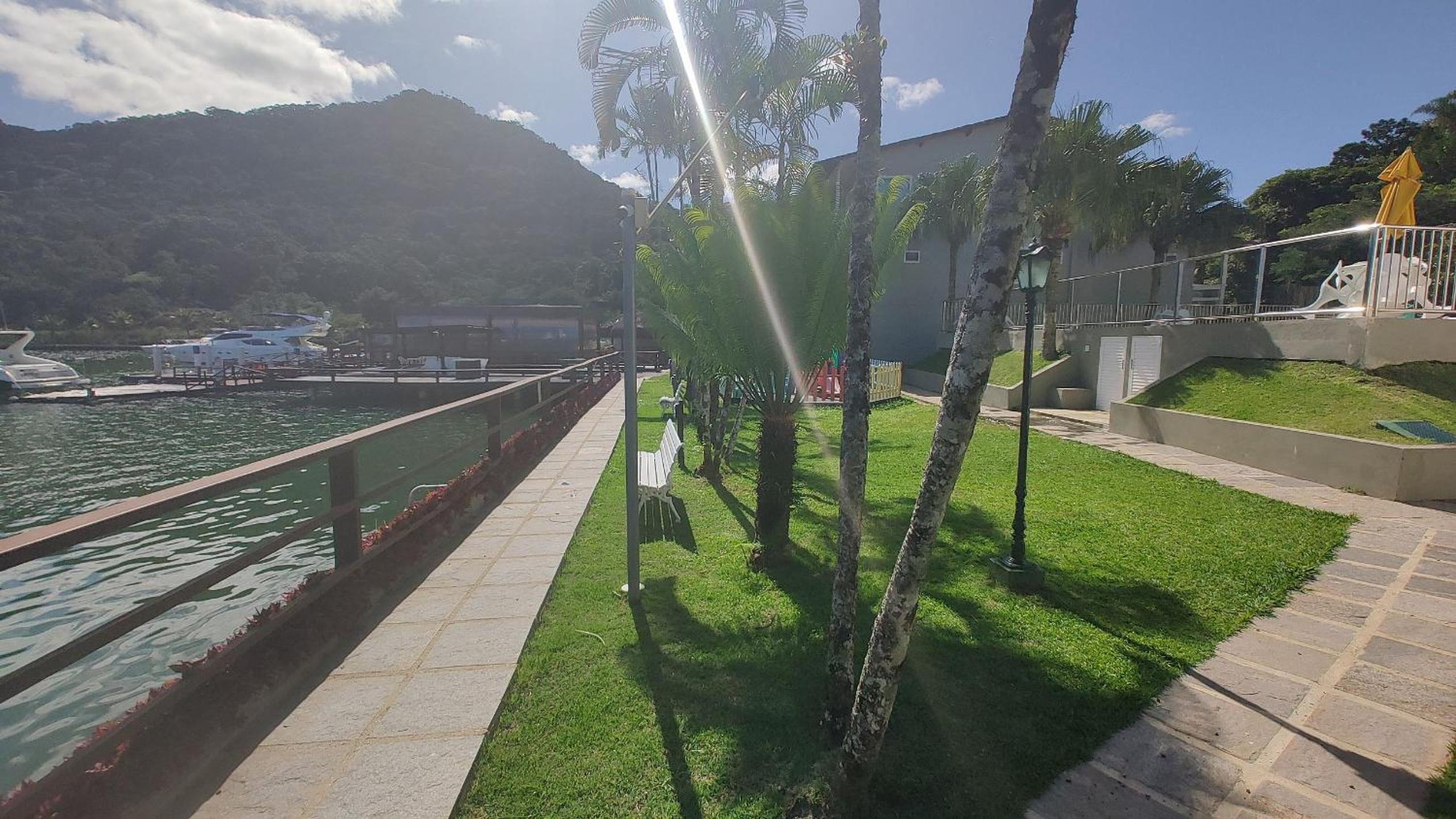 Beautiful 3 Bedrooms with Barbecue Deck Angra Pool