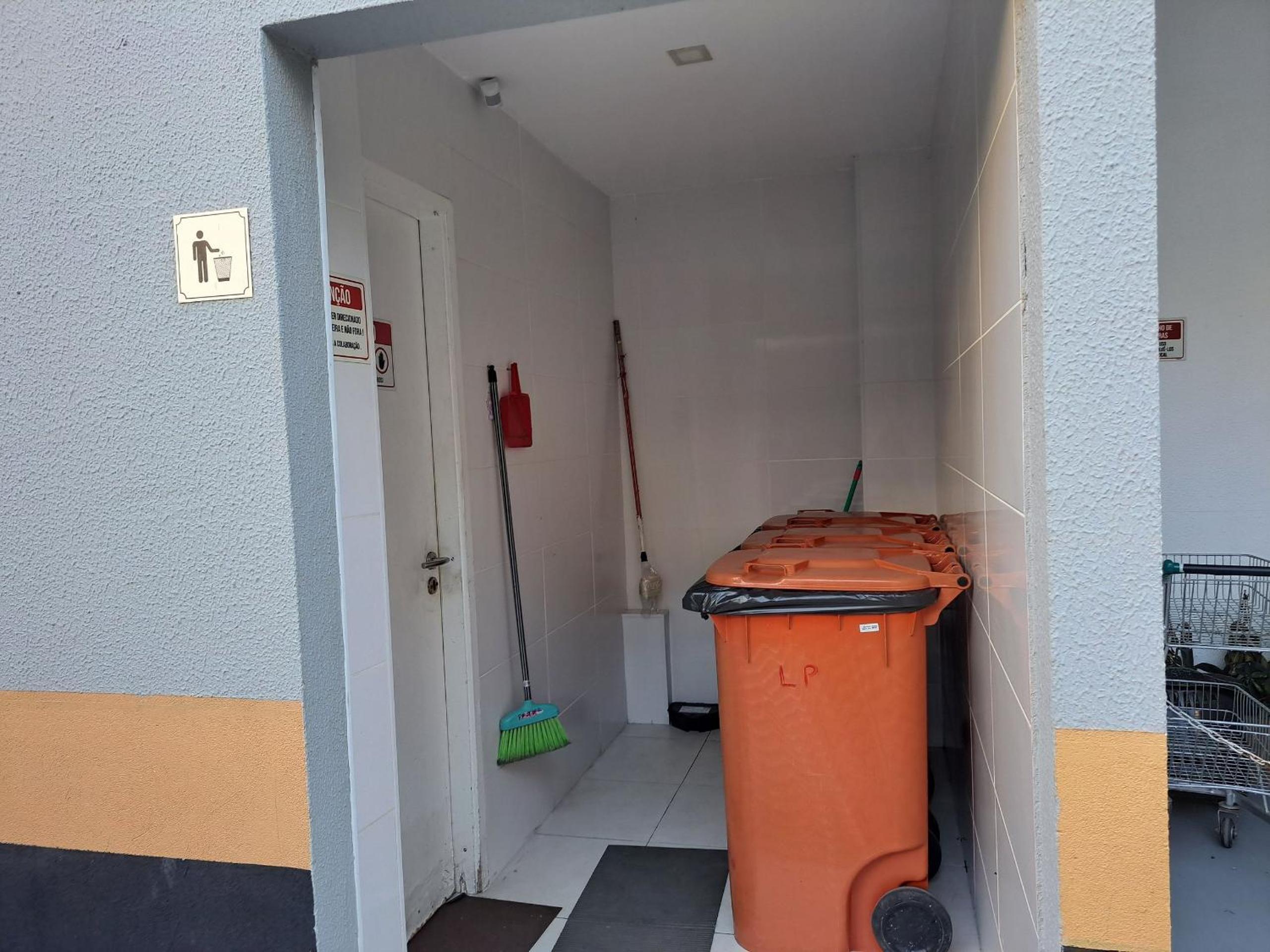 Lindo 2 Quartos Garagem a pé Praia Recreio - ao lado do Rock in Rio