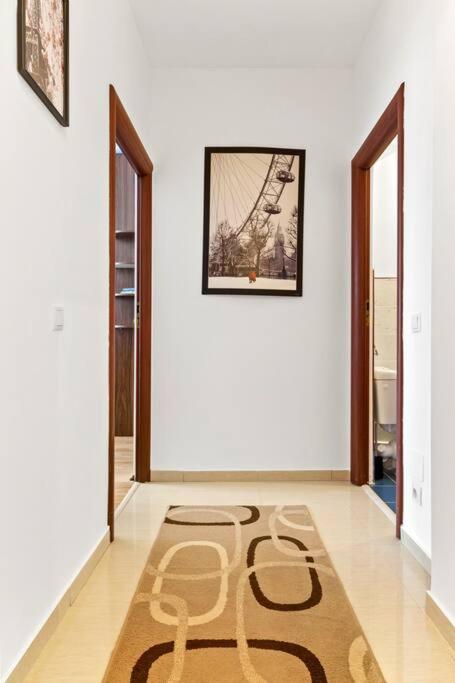 Spacious Central 3 Rooms