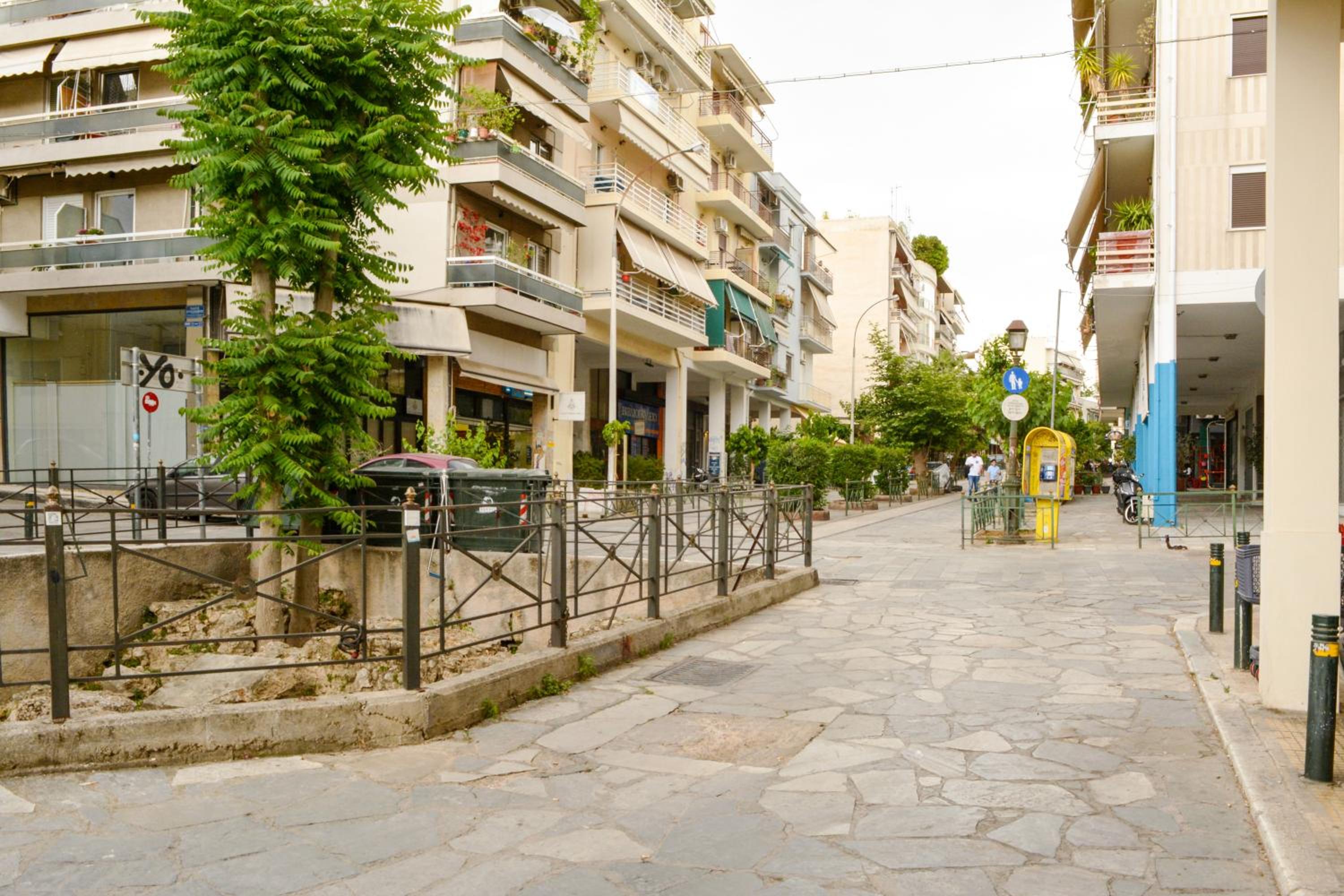 Your Comfy Apartment in Acropolis Area