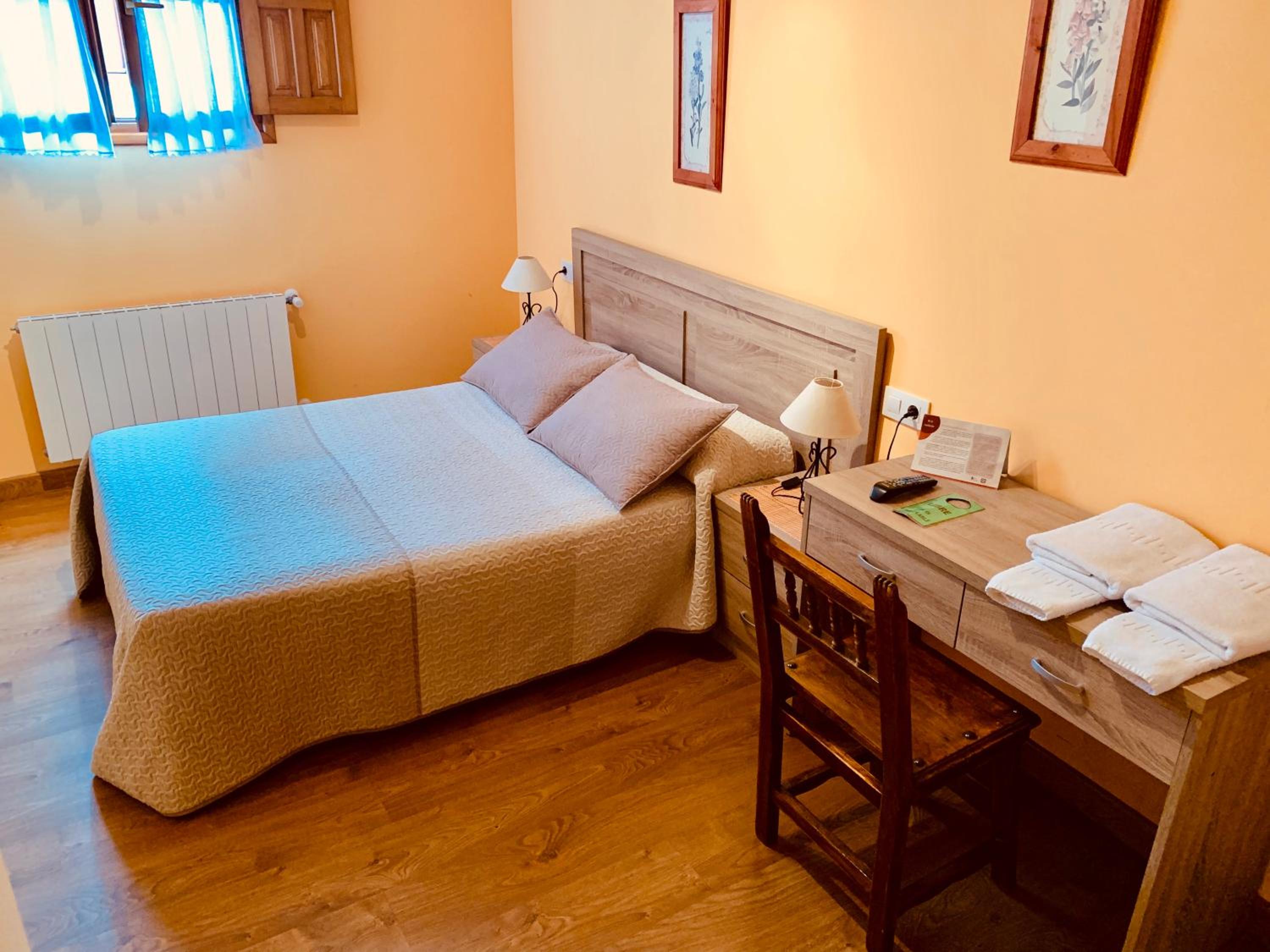 Hostal La Serna