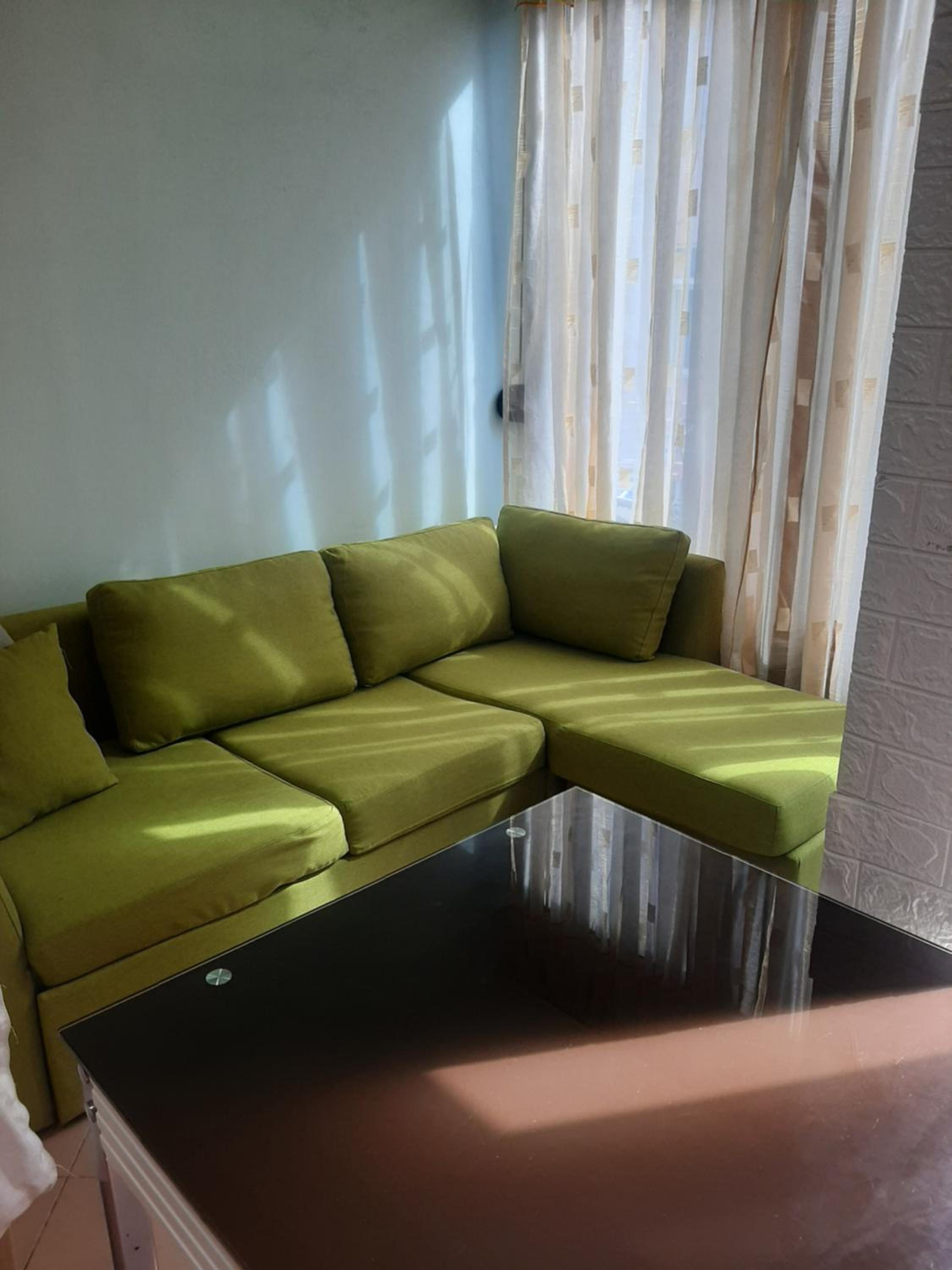 Ema's Apartment