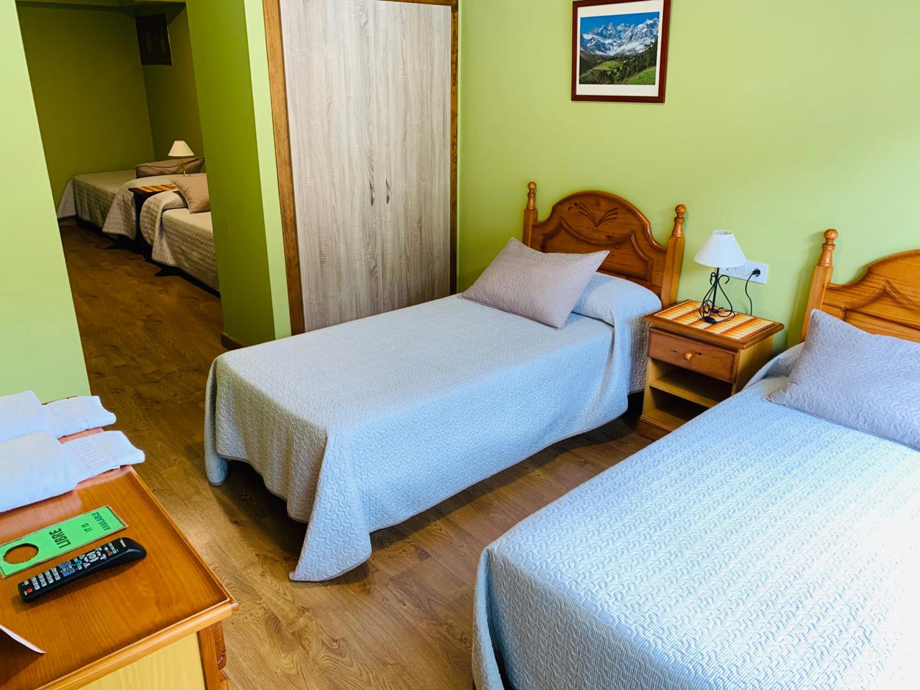 Hostal La Serna