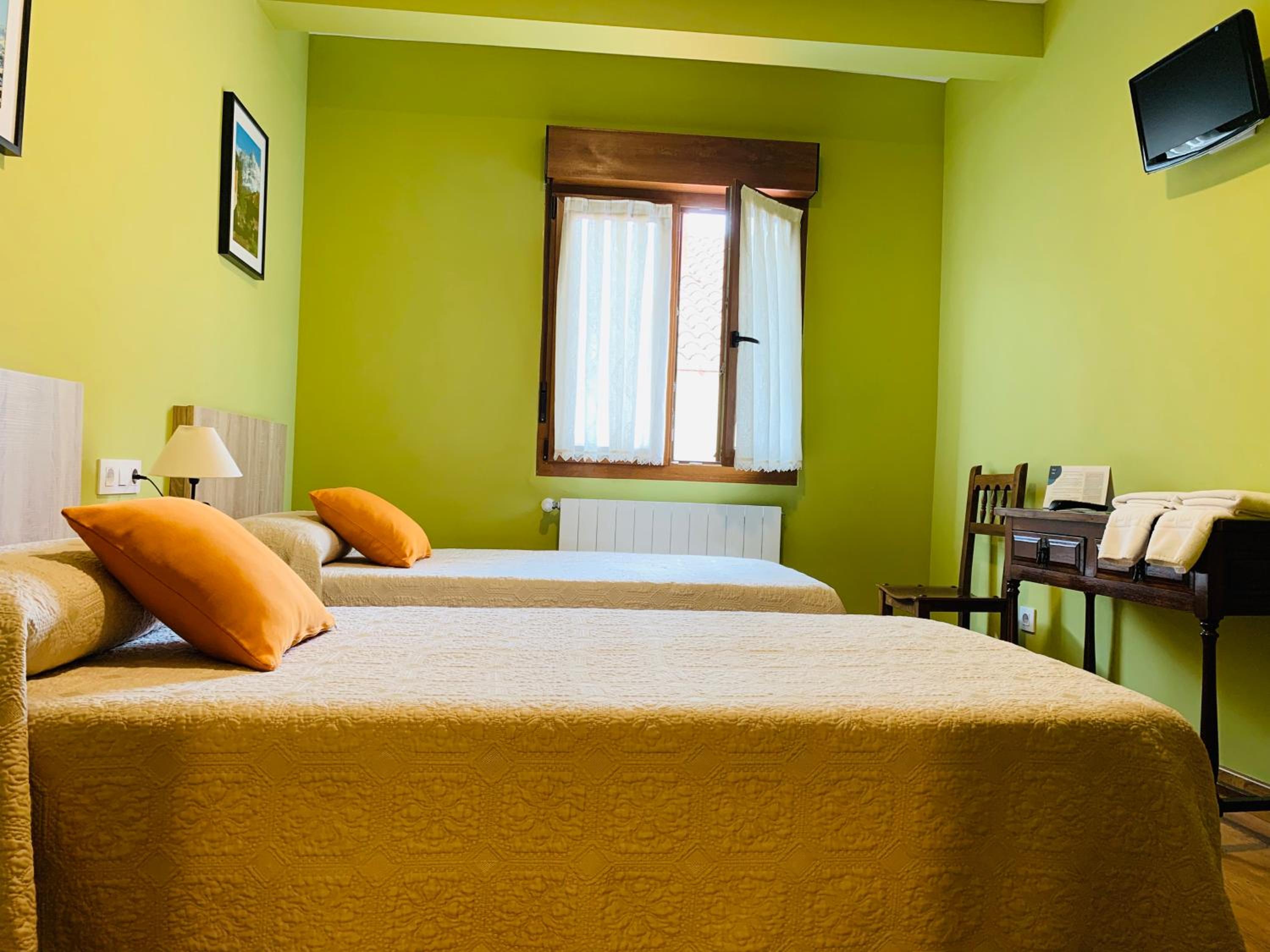Hostal La Serna