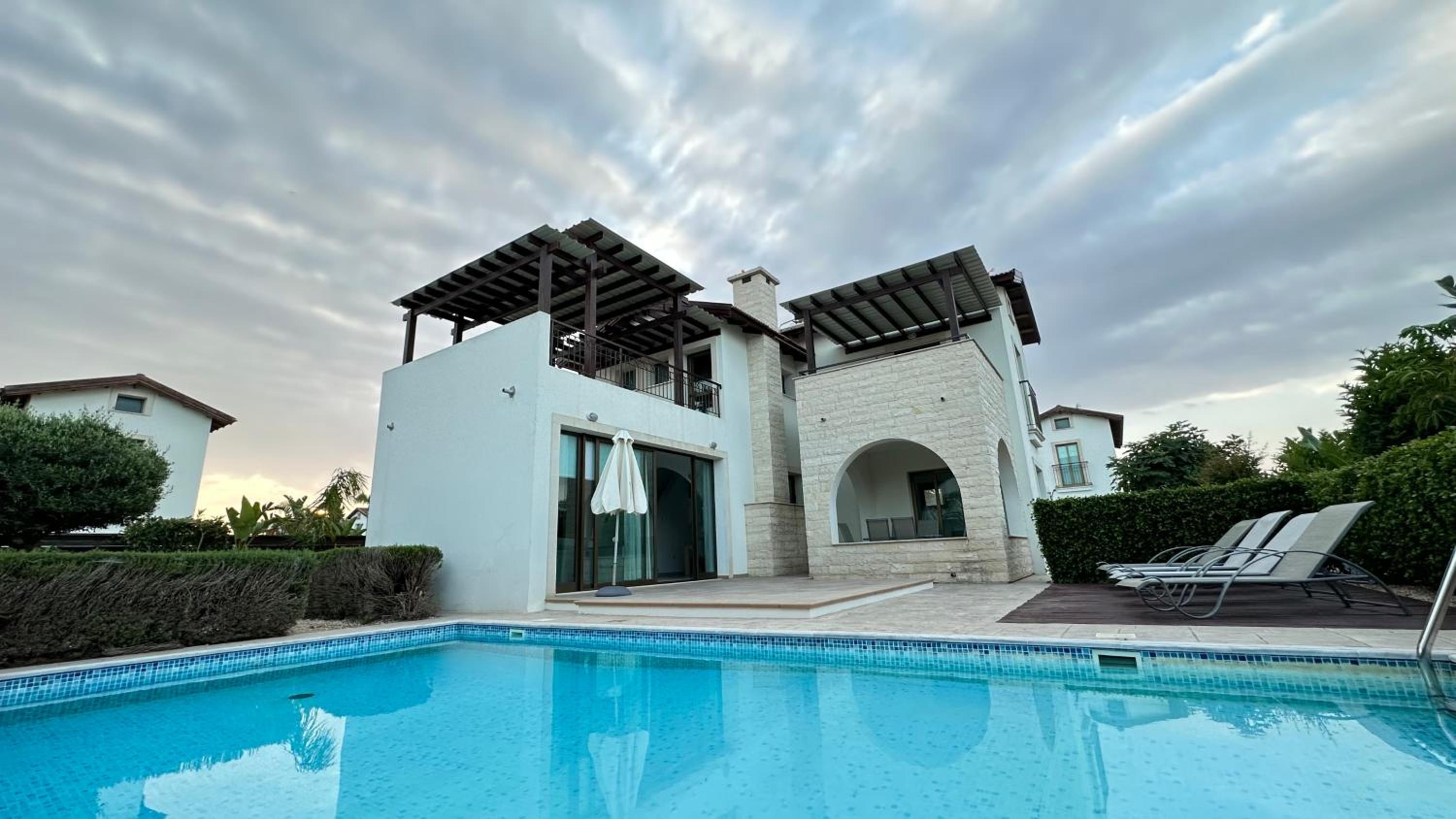 Merab Holidays Villas - K13