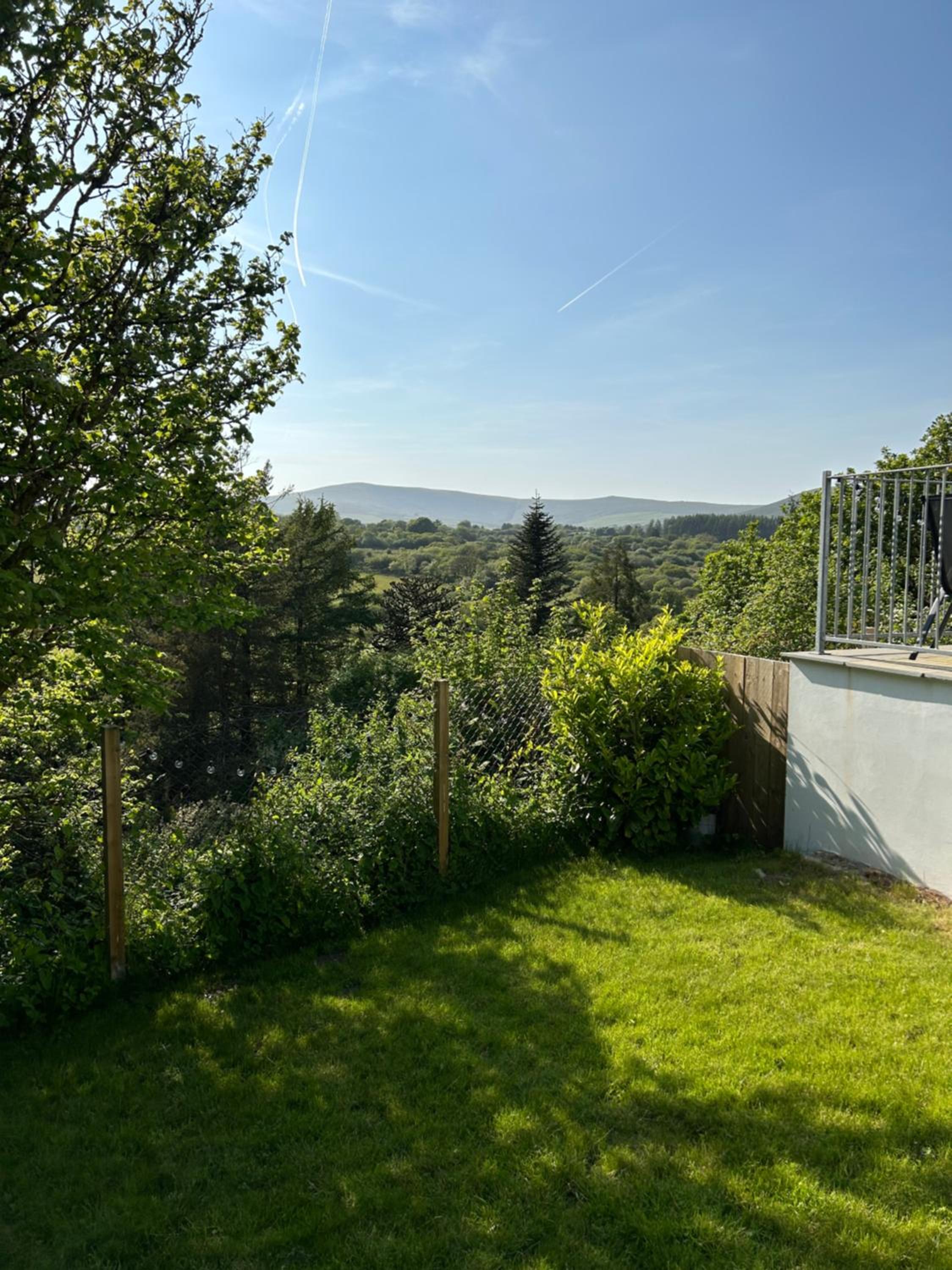 Penrallt-Fach Traditional Welsh cottage Pembrokeshire view 5