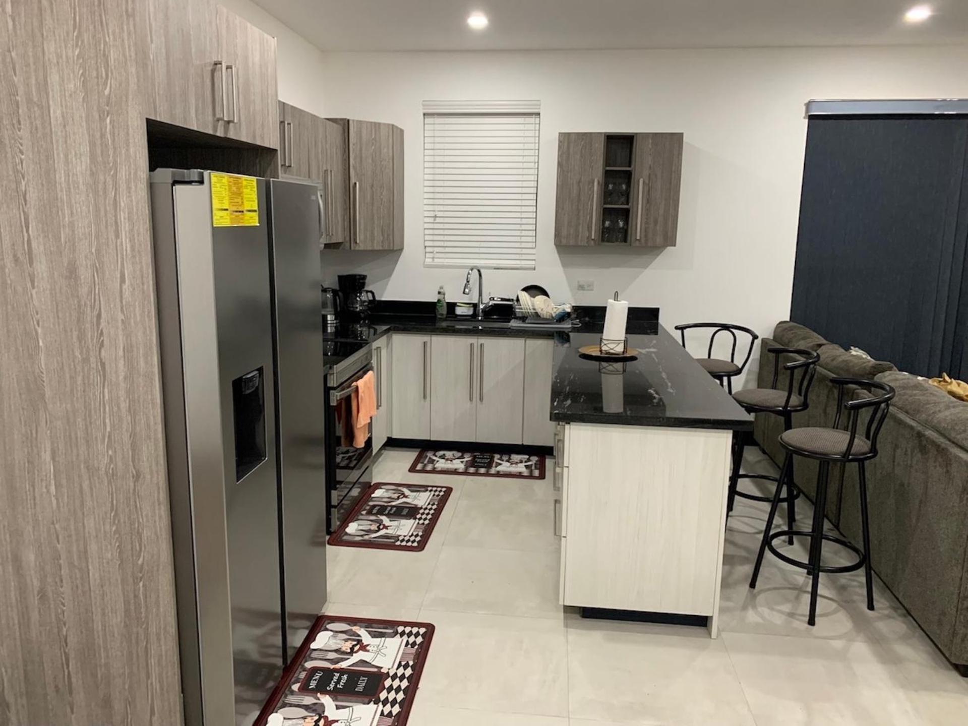 Serenity Haven - Your Ultimate Runaway Bay Escape view 5