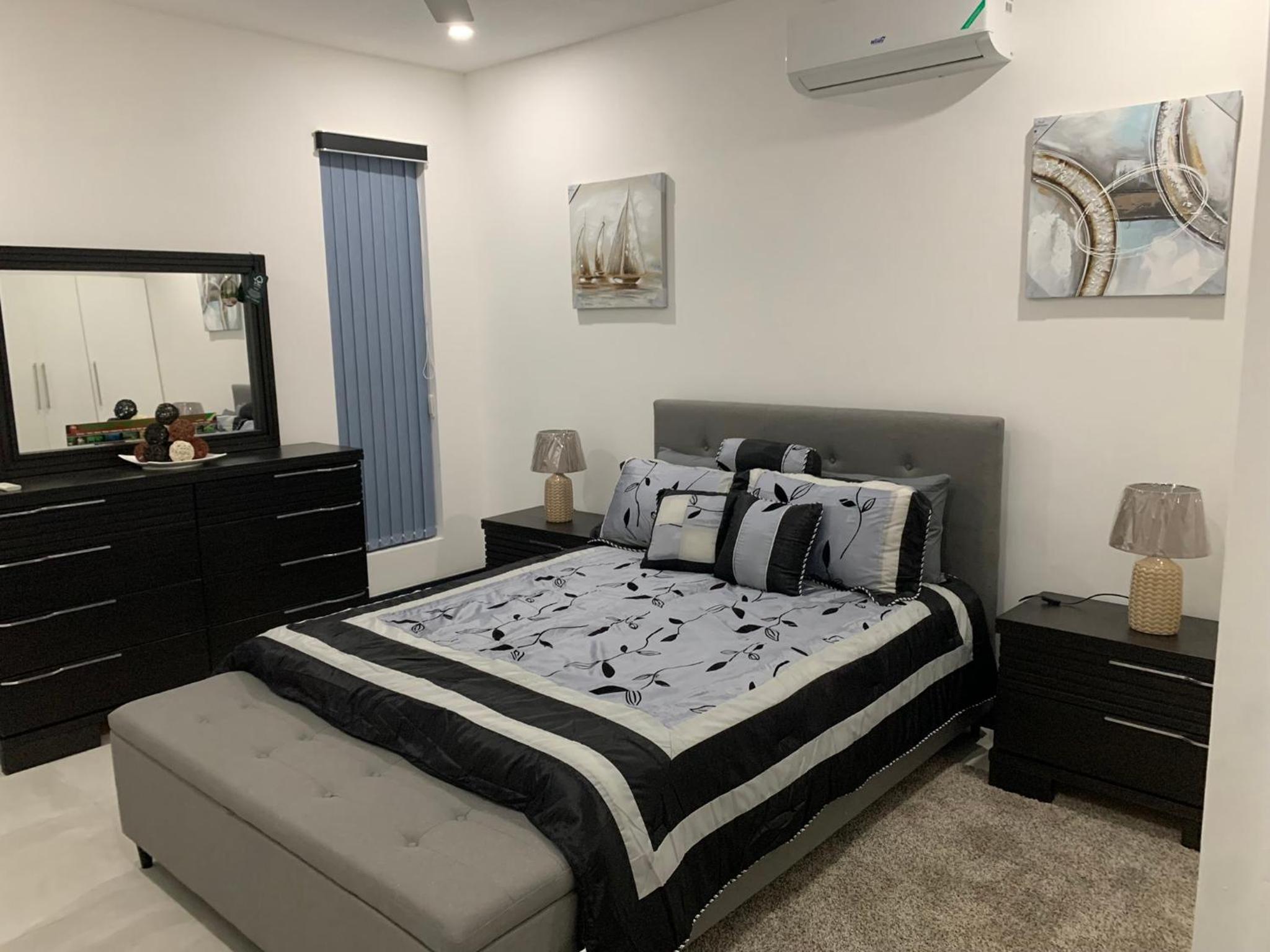 Serenity Haven - Your Ultimate Runaway Bay Escape view 2