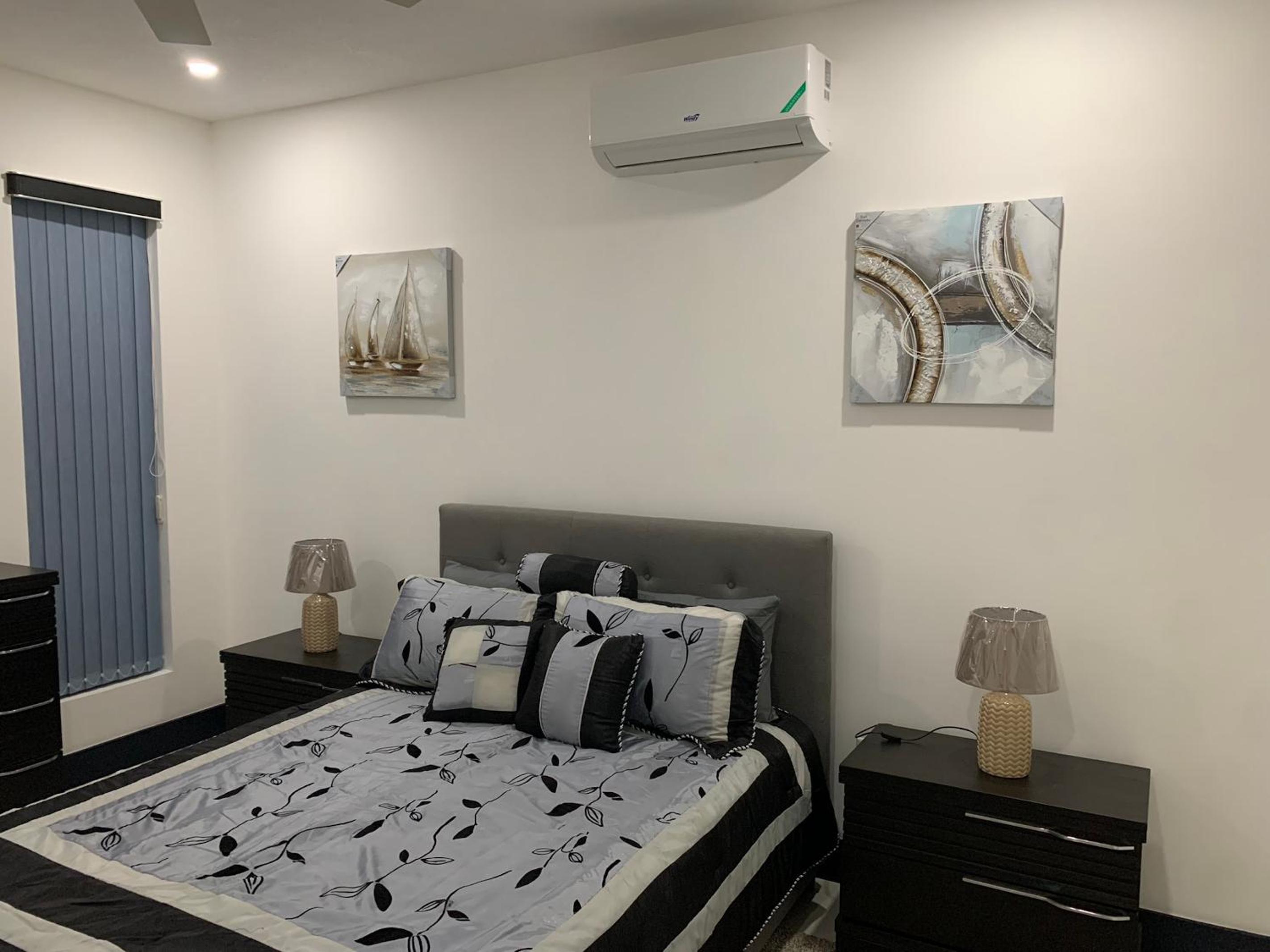 Serenity Haven - Your Ultimate Runaway Bay Escape view 4