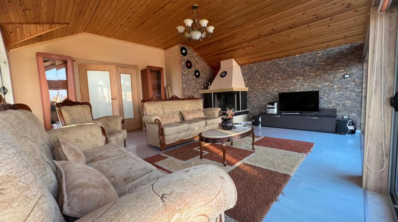 Ora Apartment