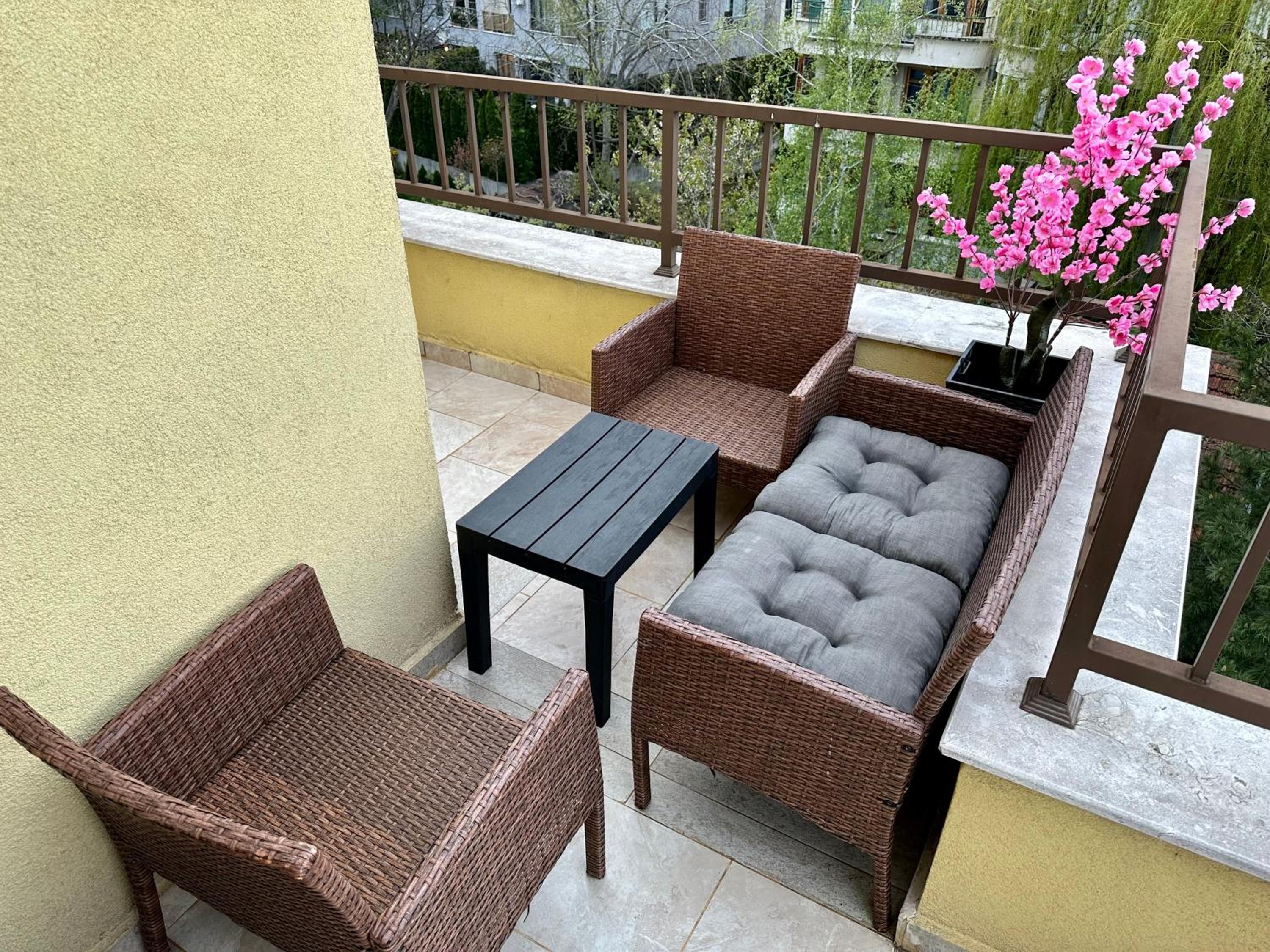 balance & terrace