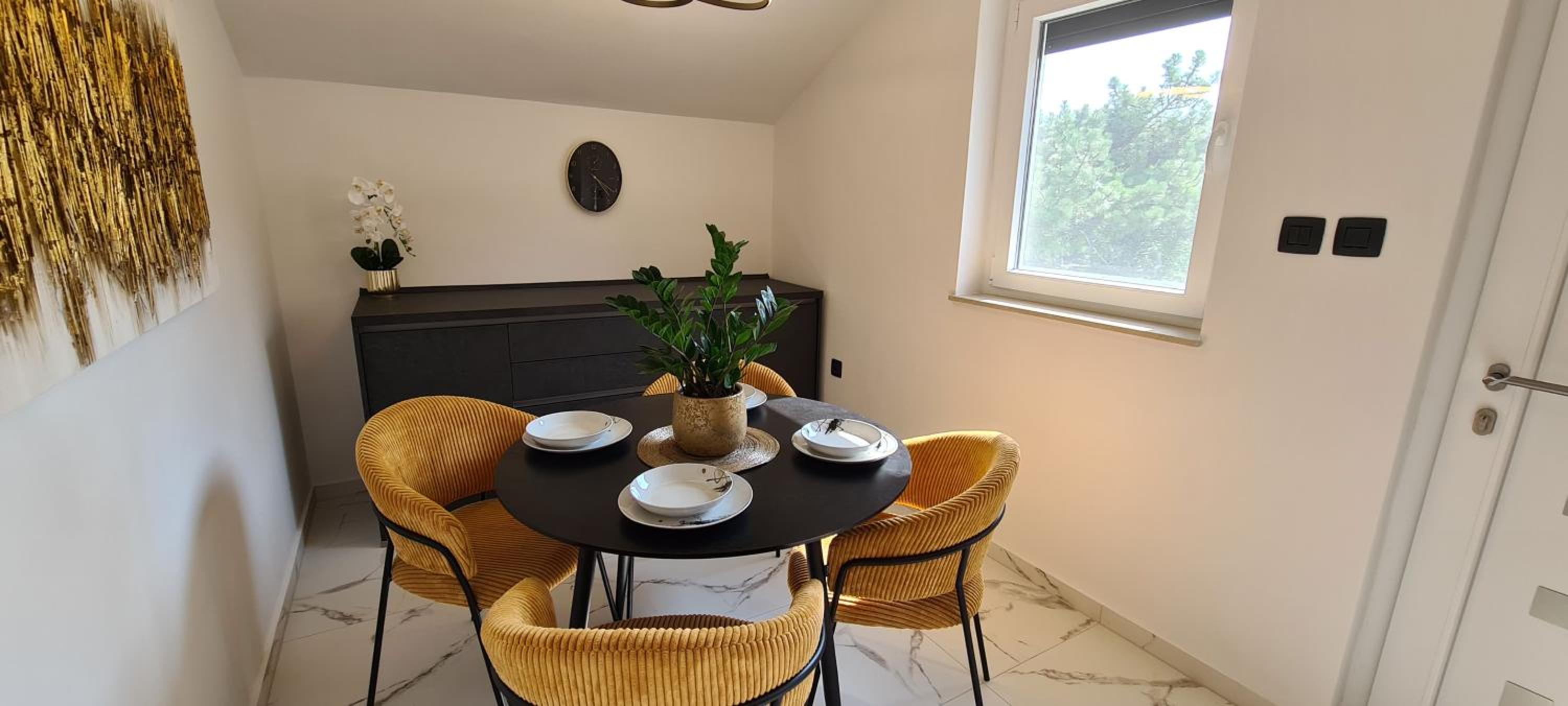 Apartments Rajna view 4