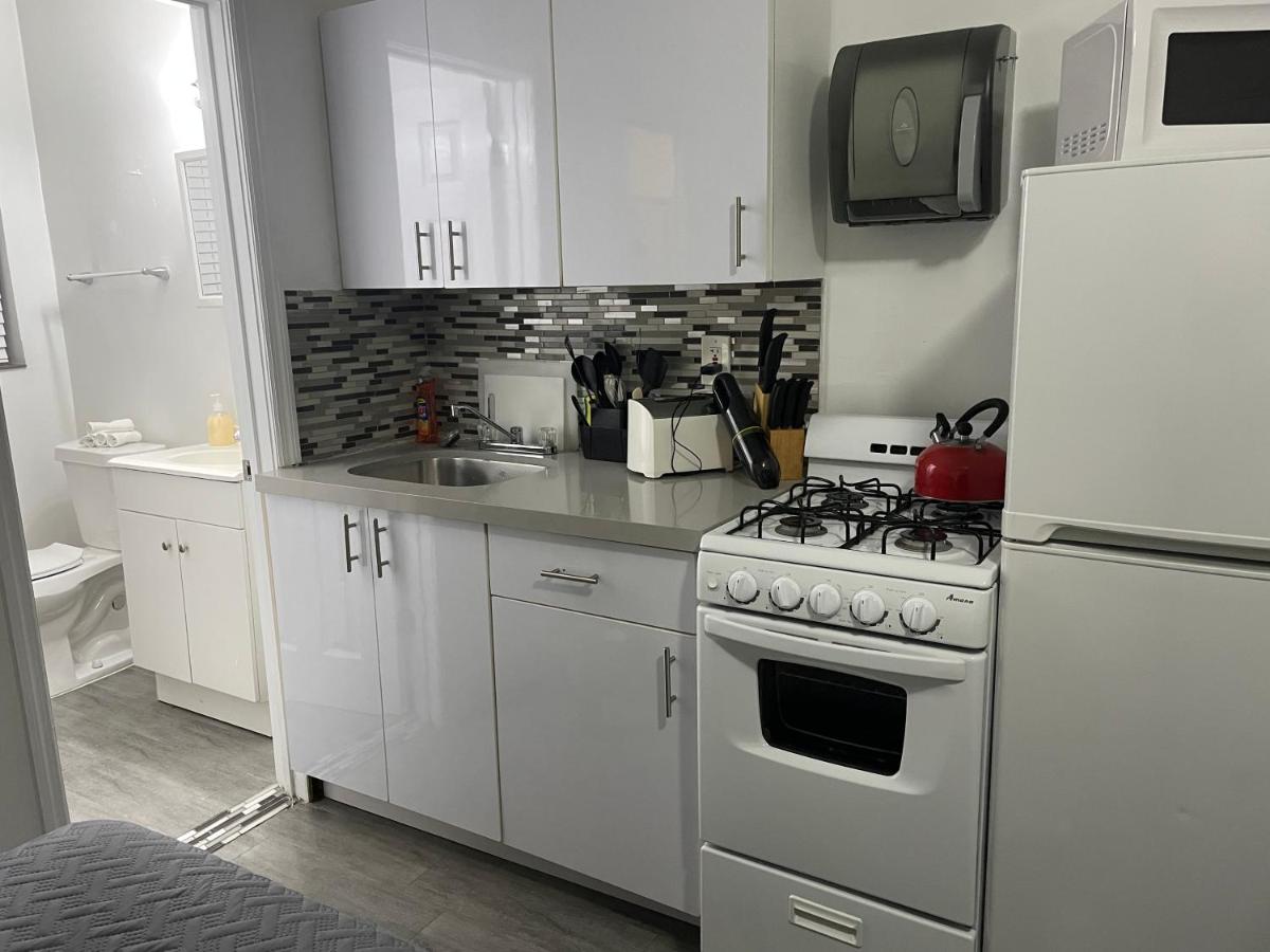 Trendy Pads in Hollywood view 3