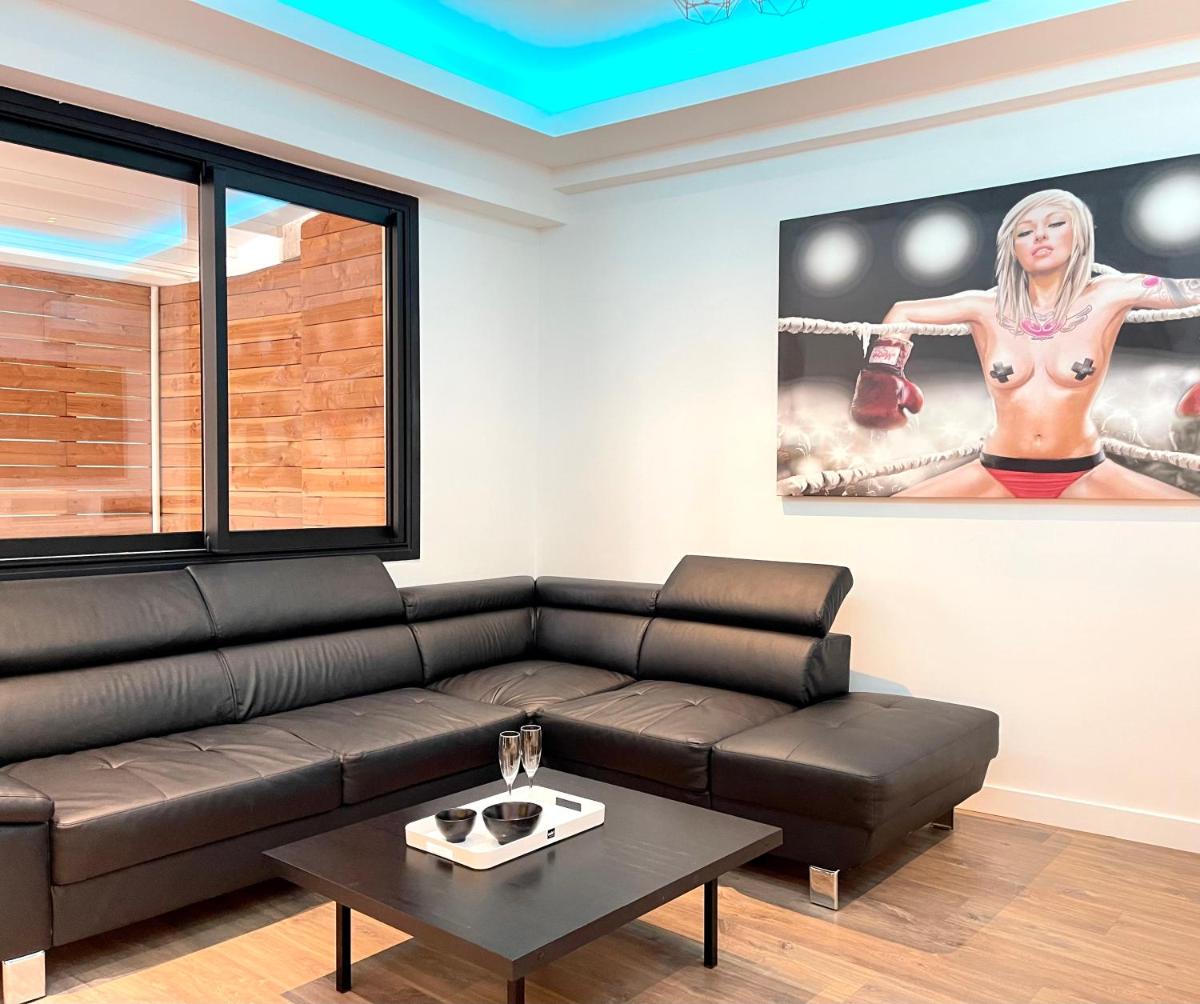 loft romantique spa view 5