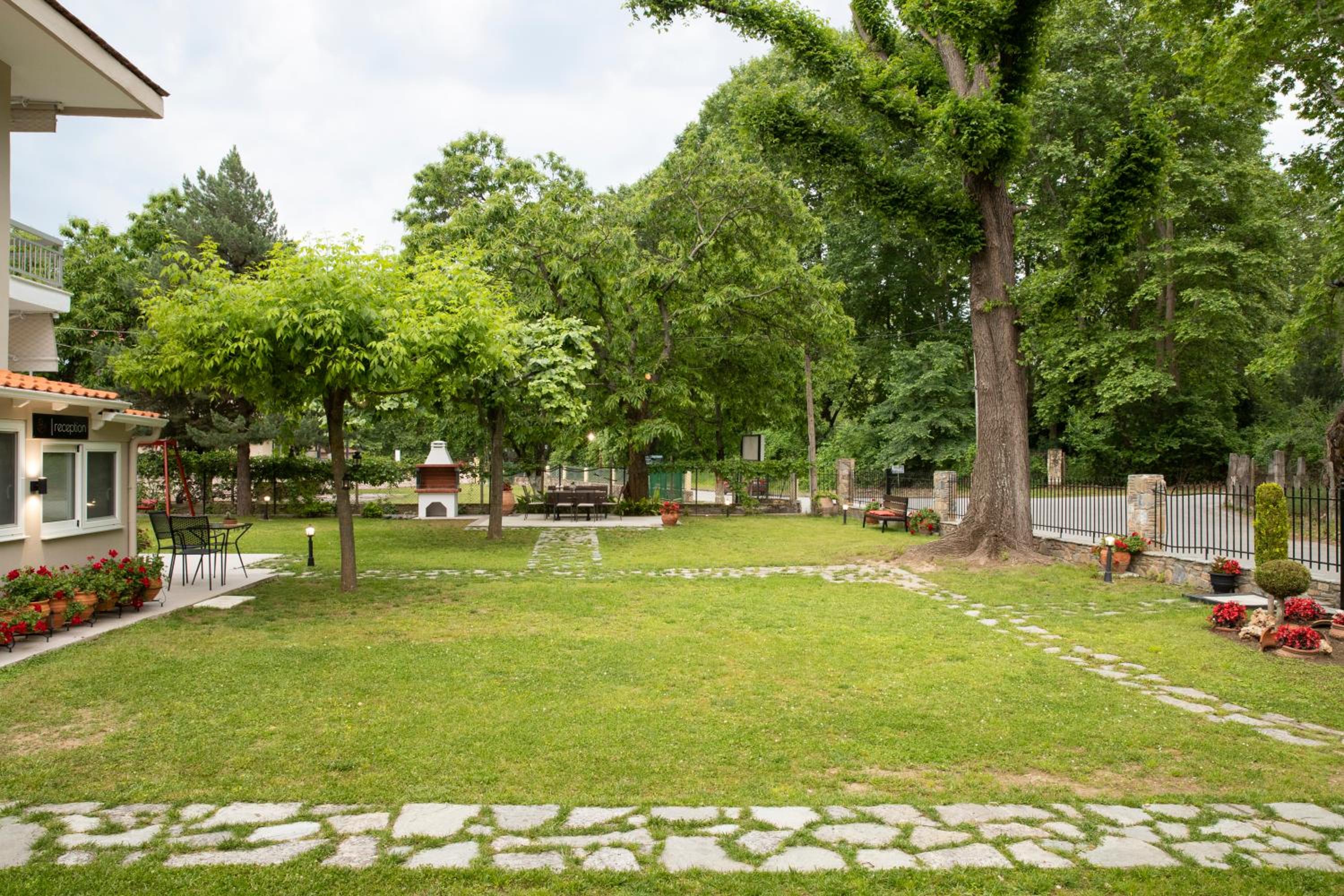 Evaggelia rental apartments
