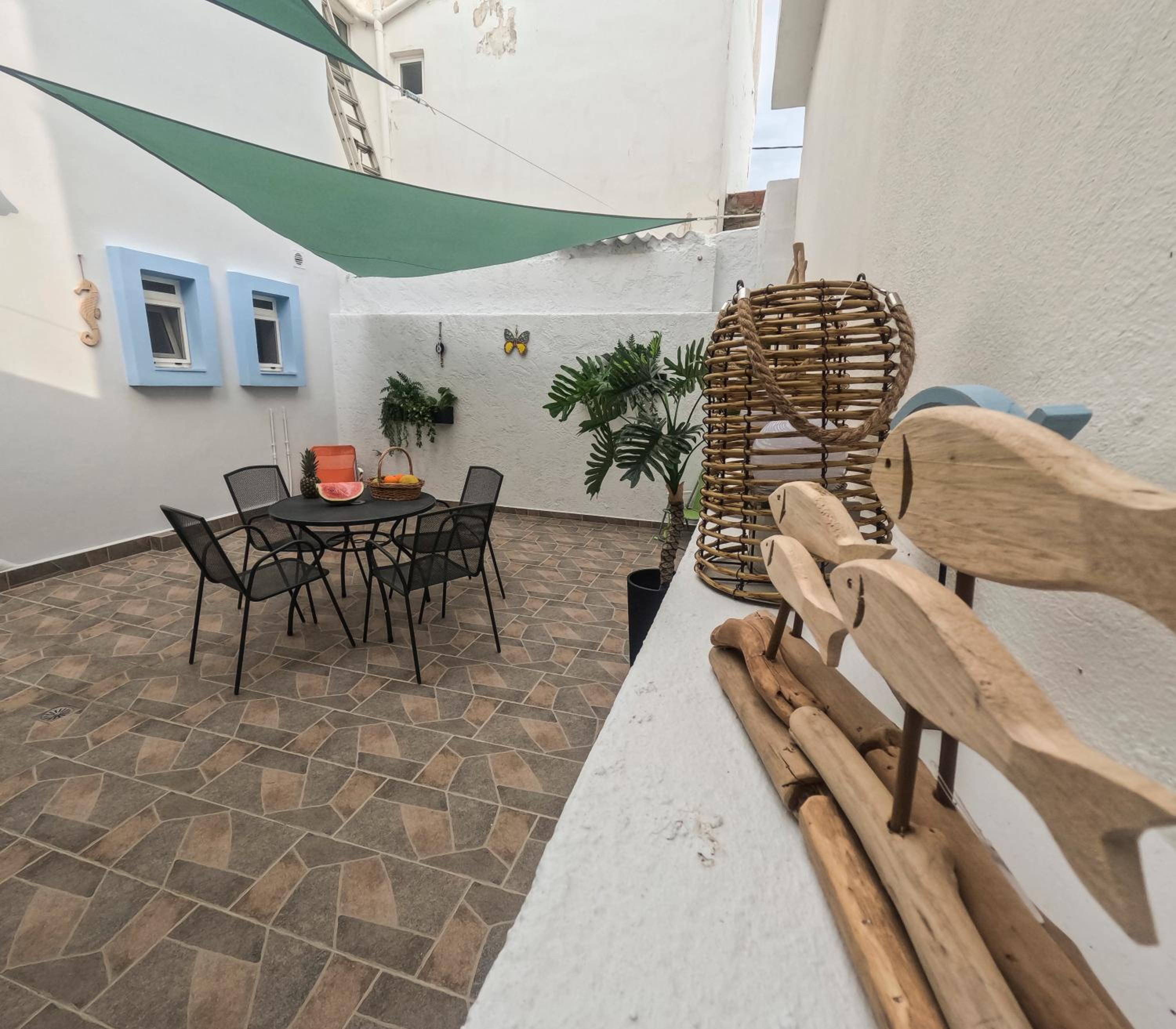 SeaSTAR Beach Apartments