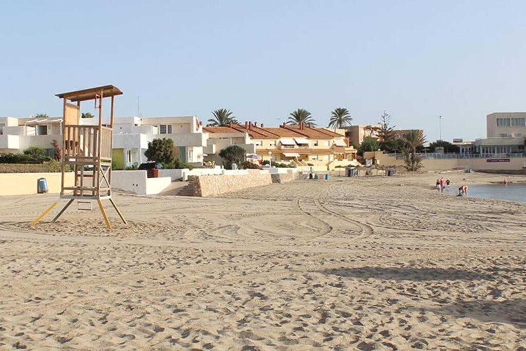 Bonito Apartamento en la Manga con piscina entre dos mares