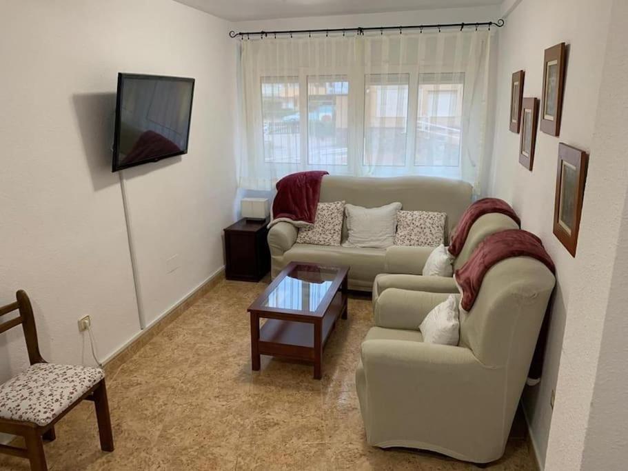 Bonito Apartamento en la Manga con piscina entre dos mares