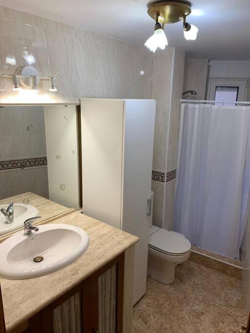 Bonito Apartamento en la Manga con piscina entre dos mares