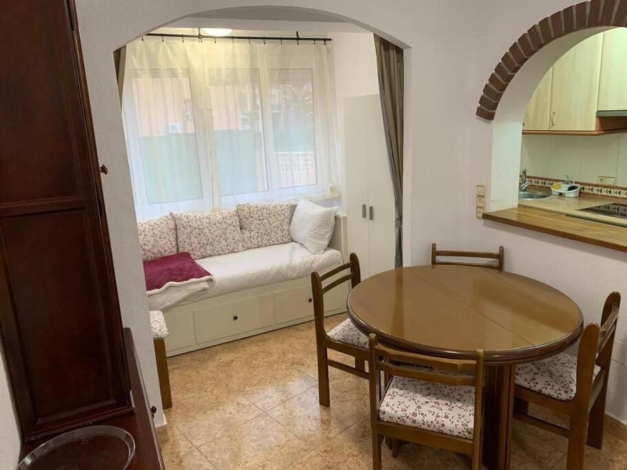 Bonito Apartamento en la Manga con piscina entre dos mares