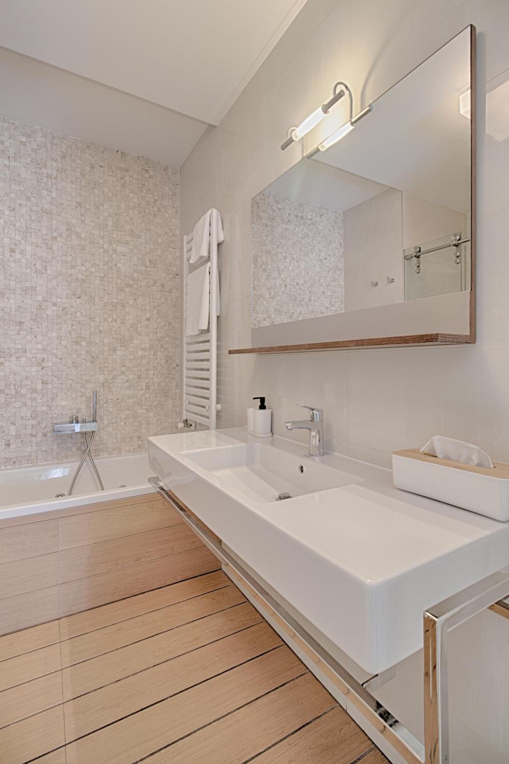 THE ROOMS - Serviced Apartments Tirana — photo 31