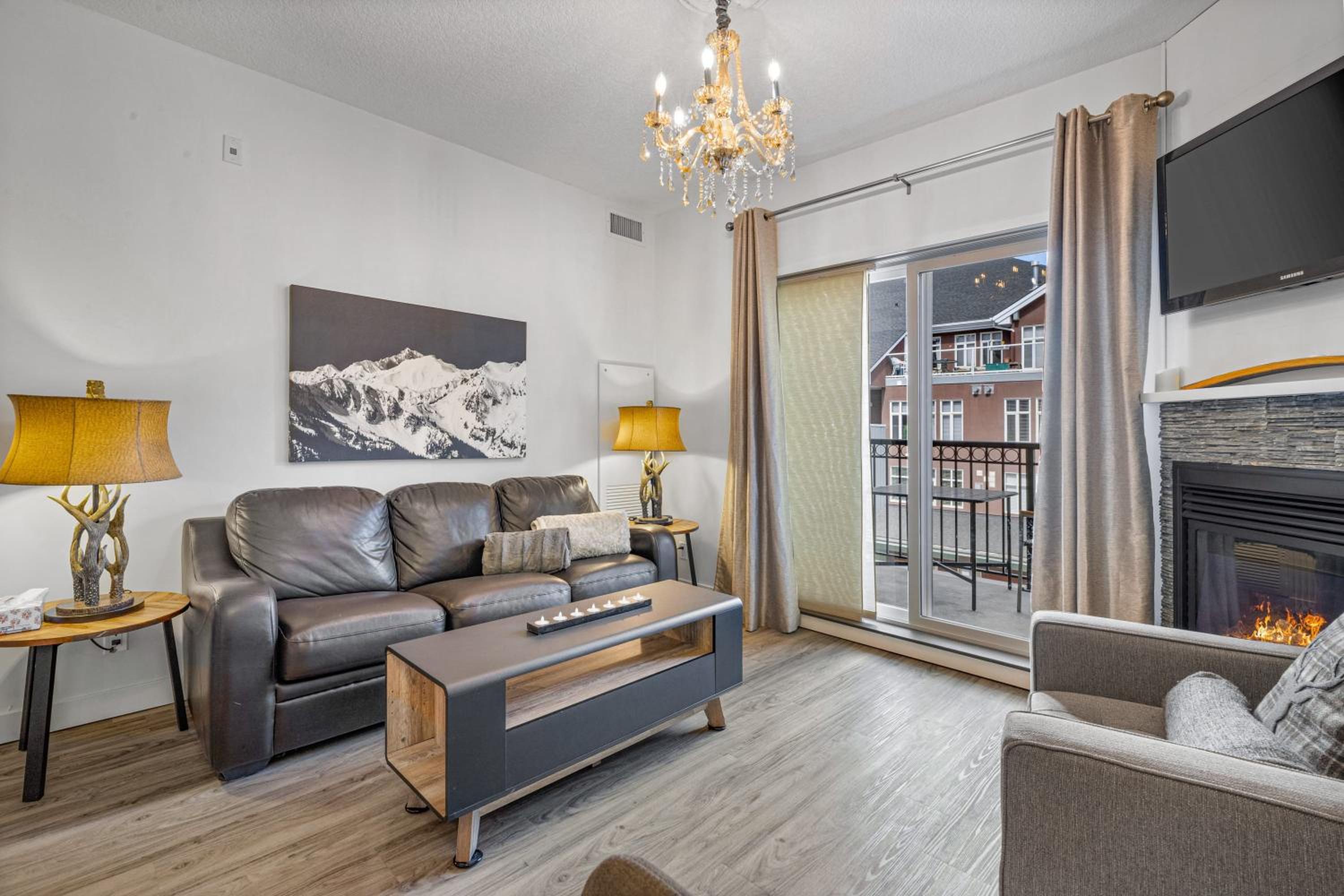 Newly renovated Blue Sky - Family Fun - 2 Bed -2 Bath