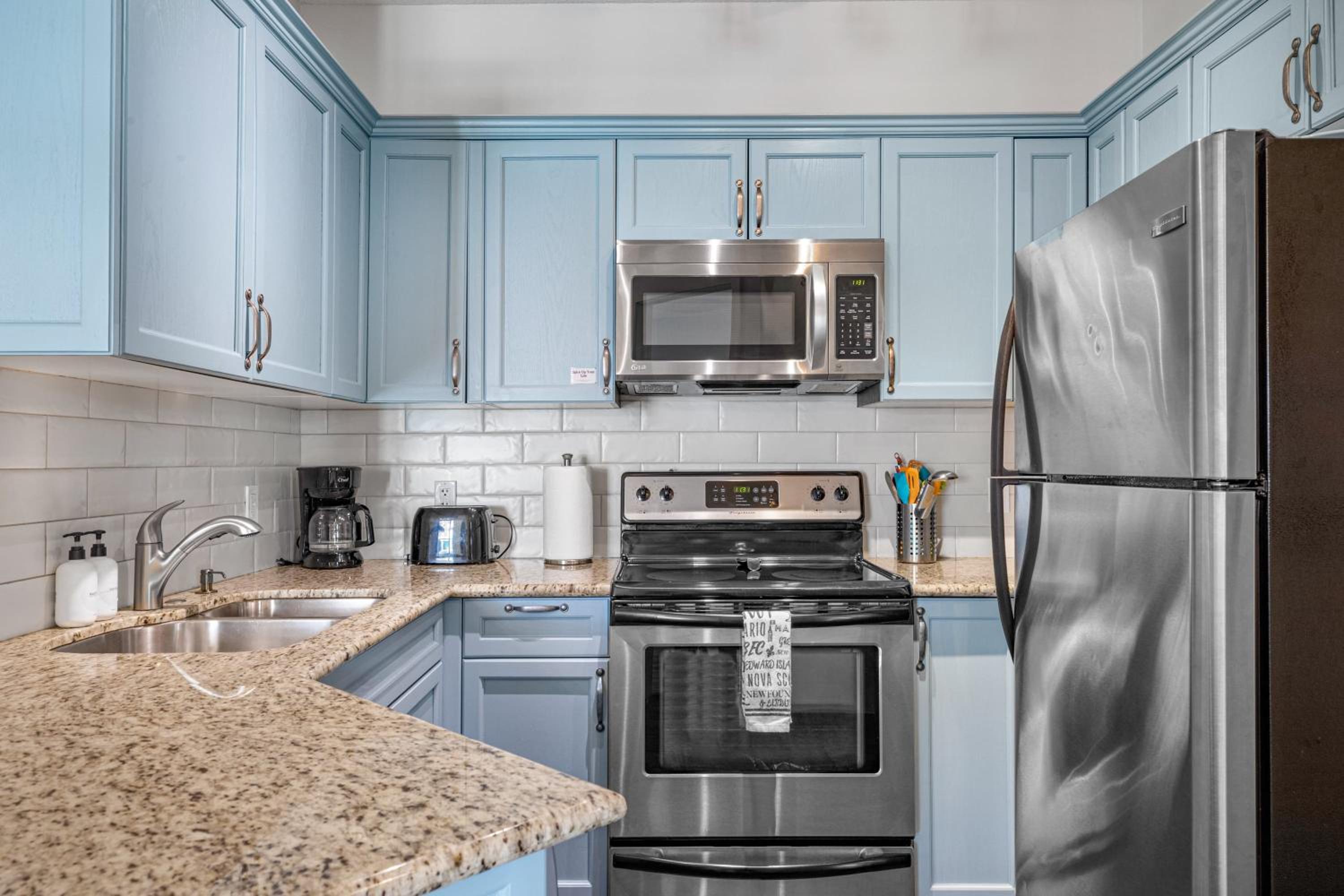 Newly renovated Blue Sky - Family Fun - 2 Bed -2 Bath