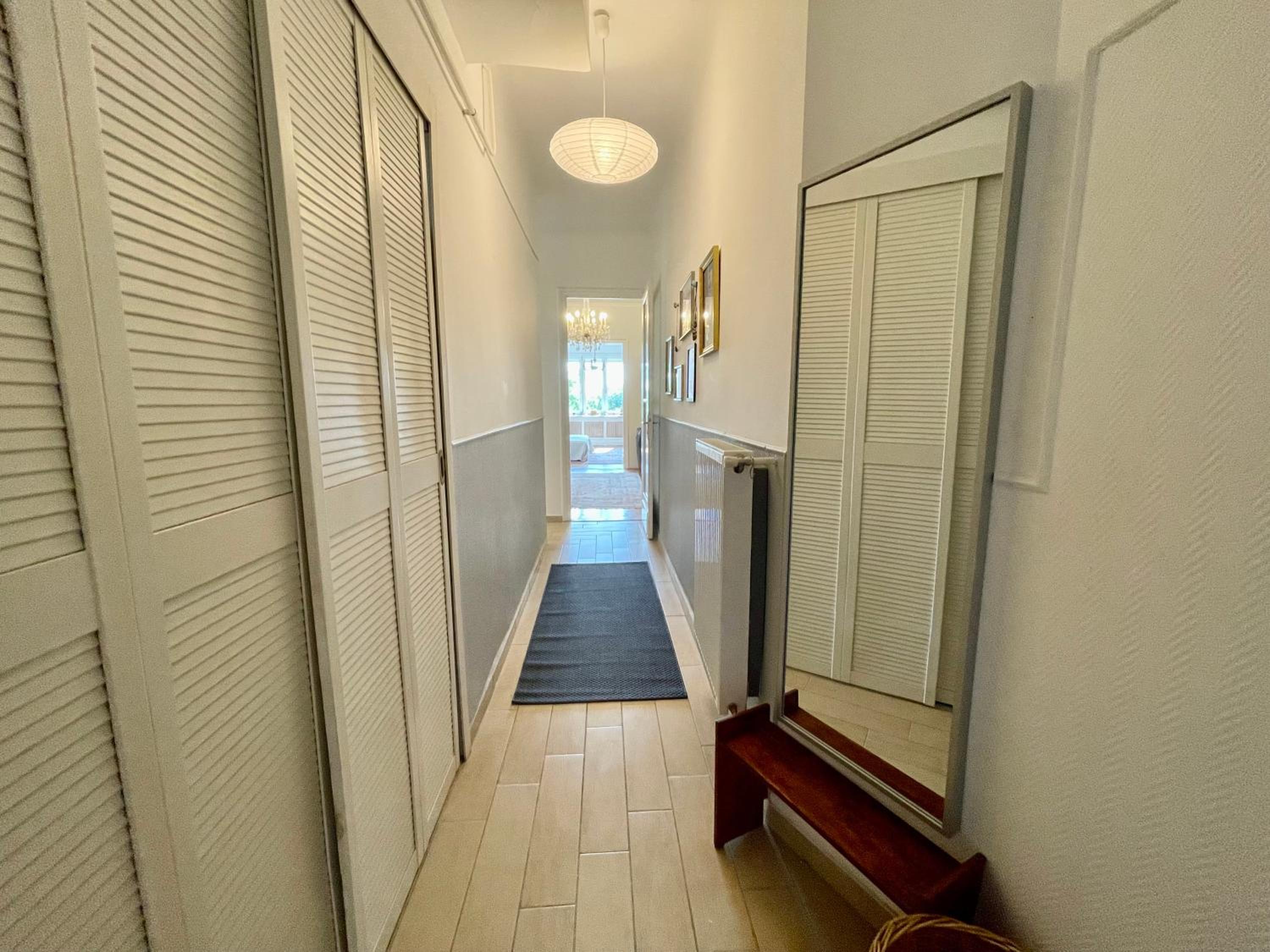 Villa with terrace overlooking the city park view 5