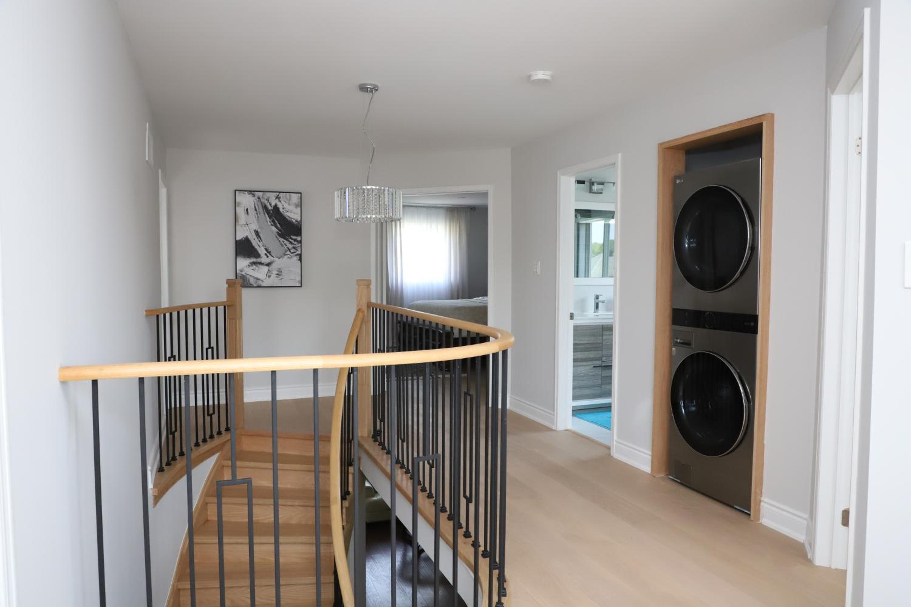 Lavish 4BR House Near Simcoe Lake & FH Resort