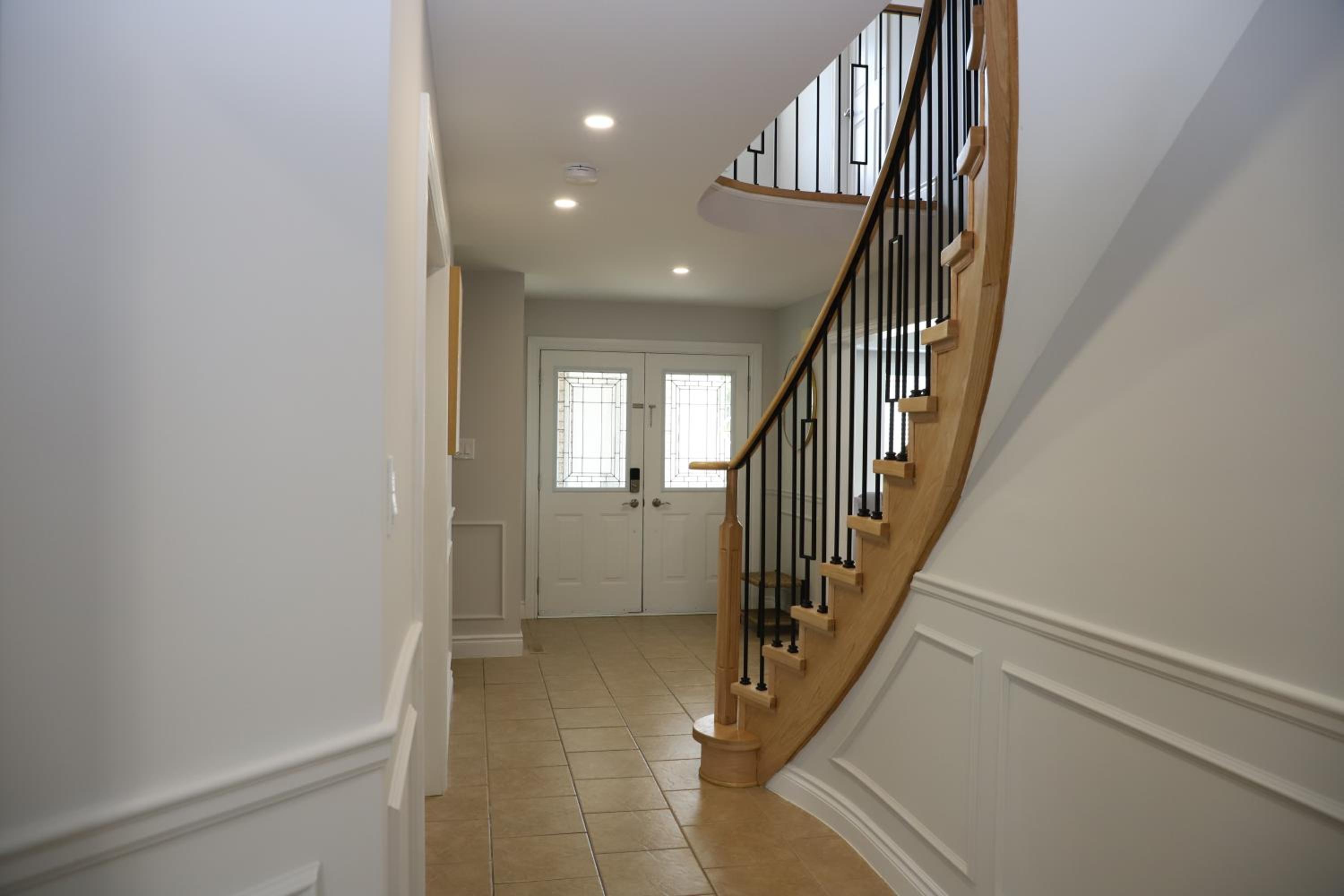 Lavish 4BR House Near Simcoe Lake & FH Resort