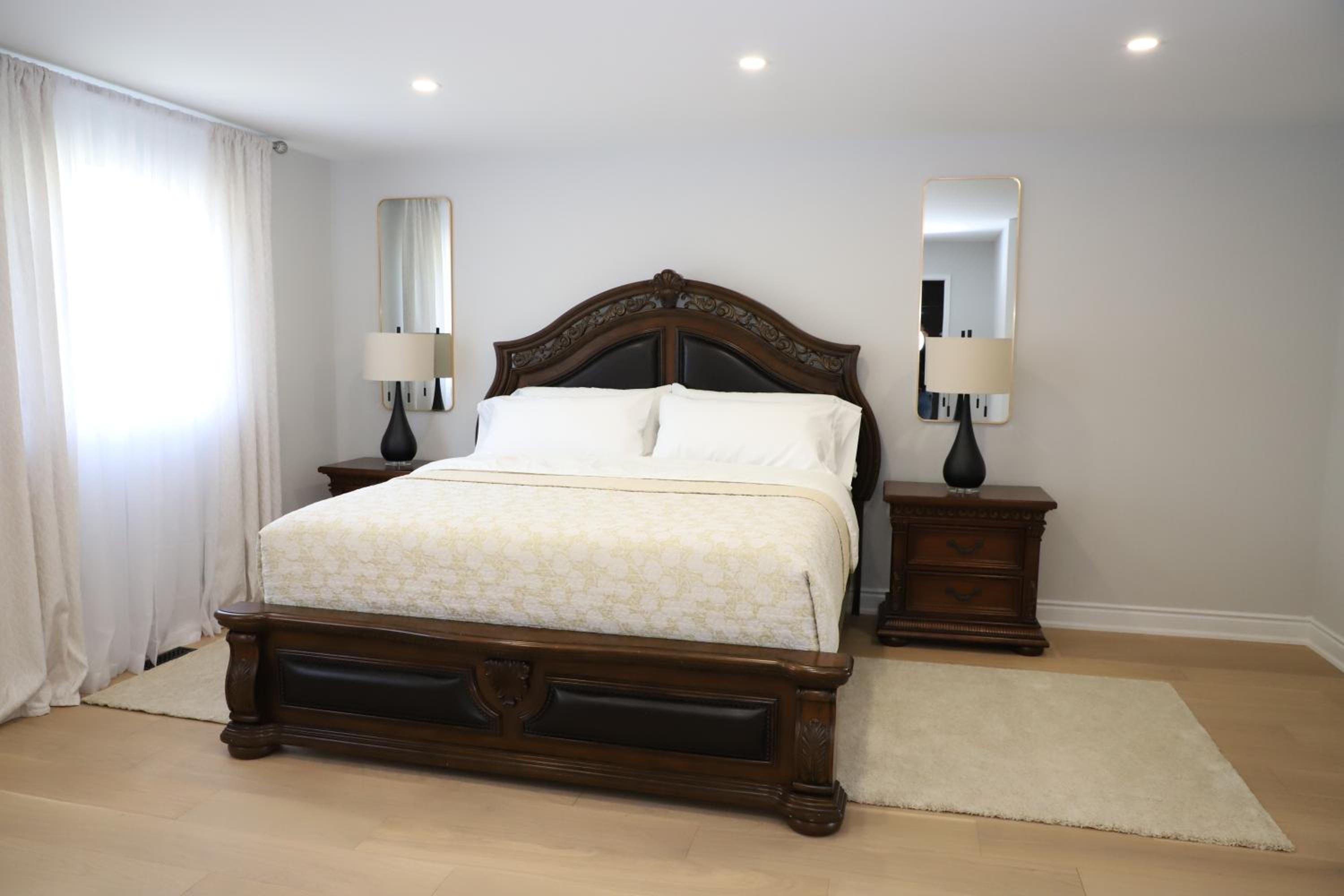 Lavish 4BR House Near Simcoe Lake & FH Resort