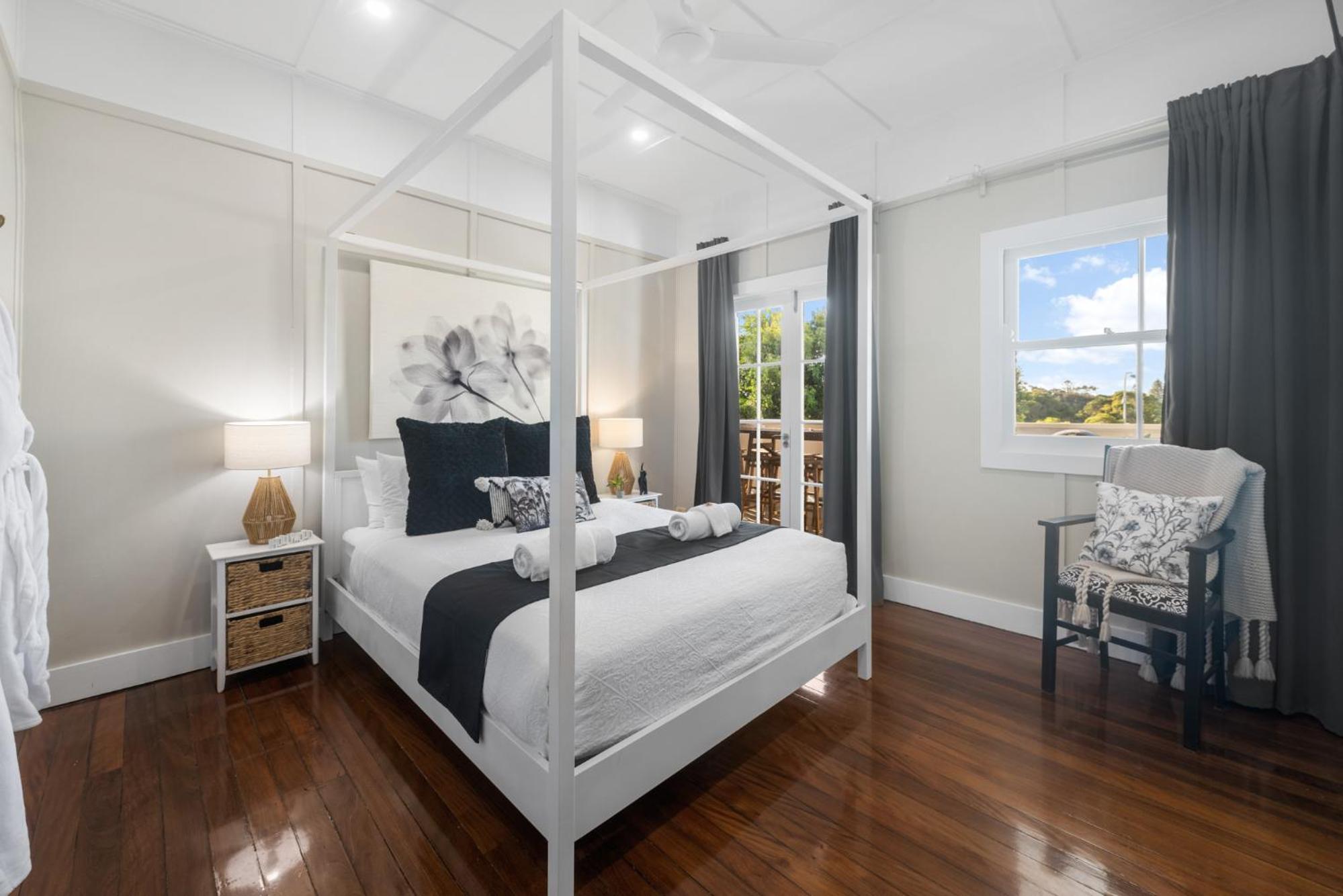 Stunning Beach House & Glamping tent - Sunshine Coast