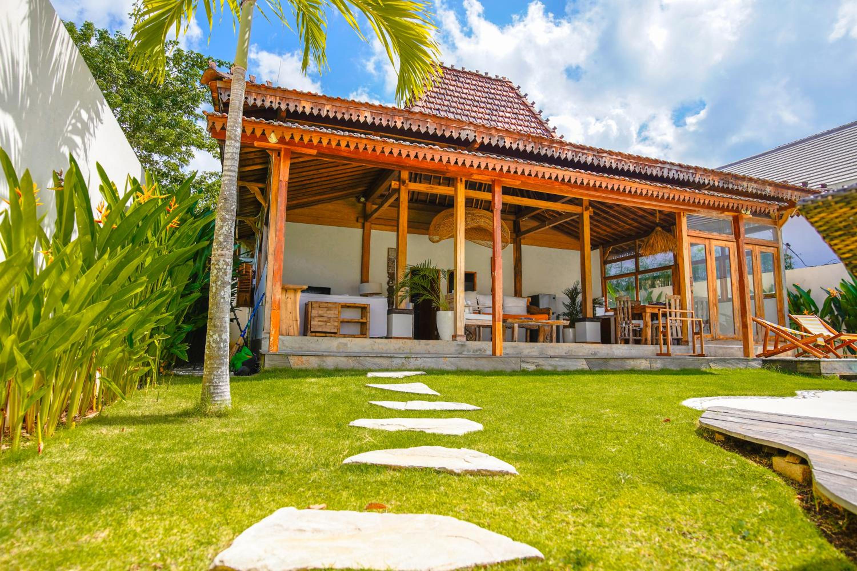 Hotel Villa Miti Bingin - Image 1