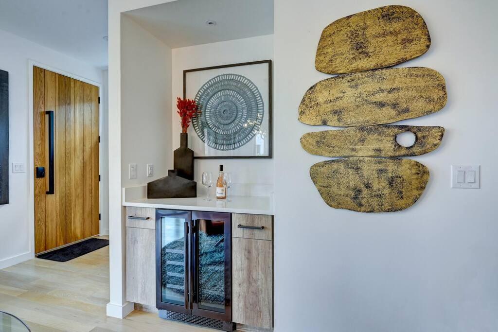 Luxury Townhouse in the Heart of LoHi view 4