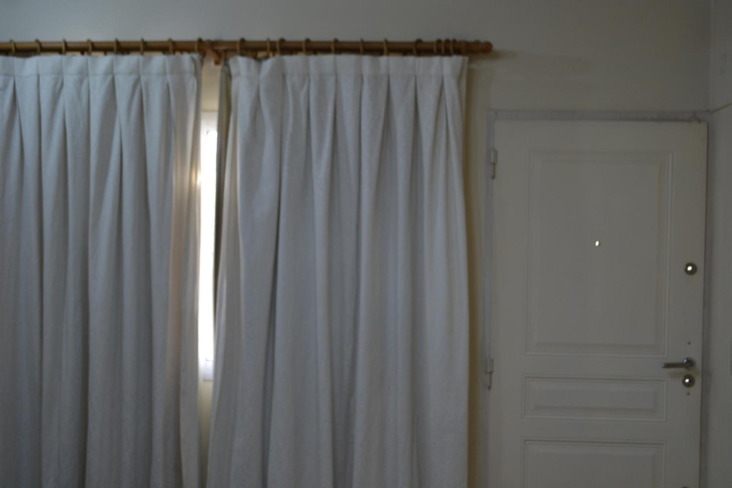 CASA AMPLIA CON COCHERA INCLUIDA CON CAPACIDAD HASTA 7 pasajeros