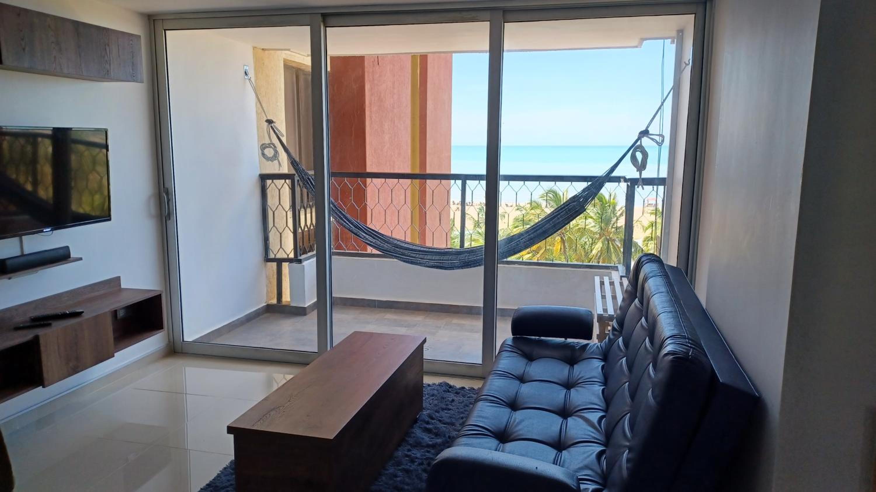 R3 Apartamento muy comodo y seguro perfecto para trabajar o vacacionar con balcón al mar