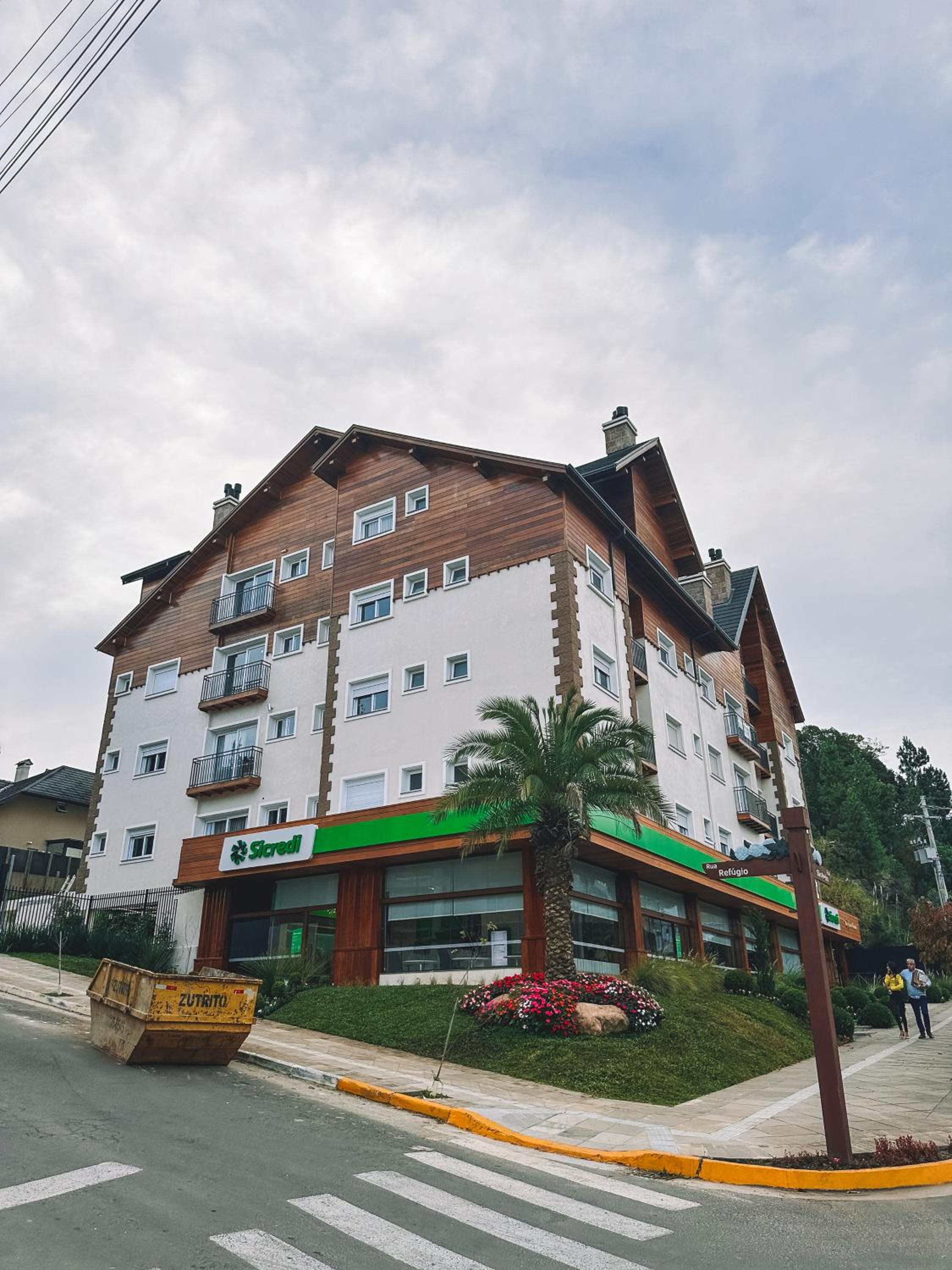 Apto novo em Gramado, a 3 minutos da Rua Coberta