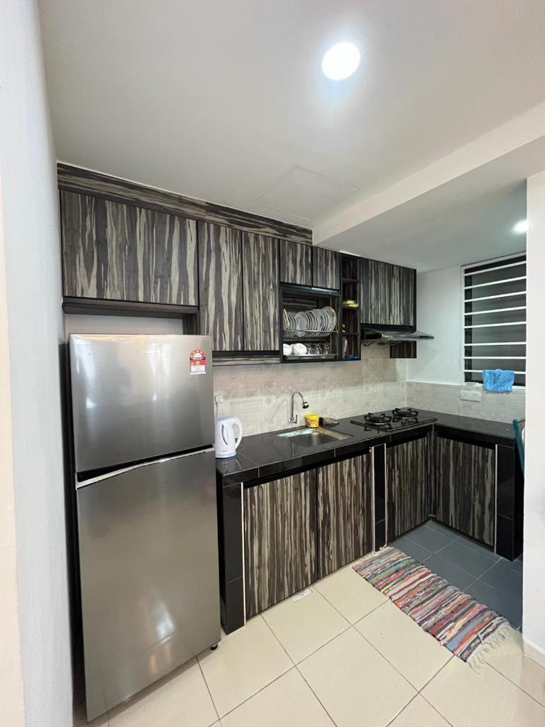 Naura Homestay Selayang Damai