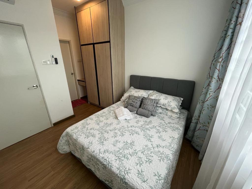 Naura Homestay Selayang Damai