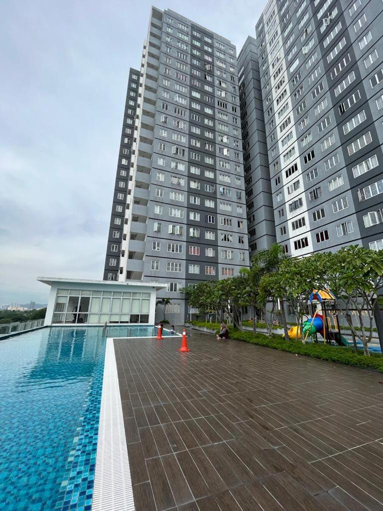 Naura Homestay Selayang Damai