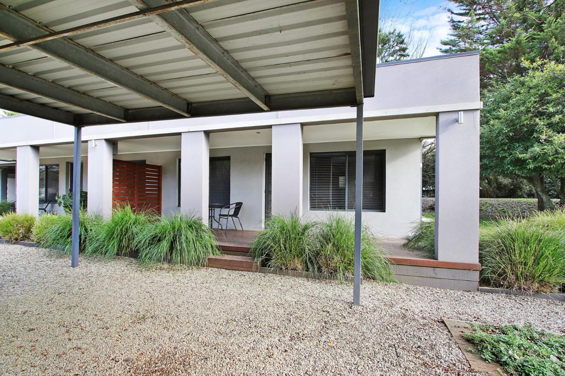 Grevillea Gardens Unit 8