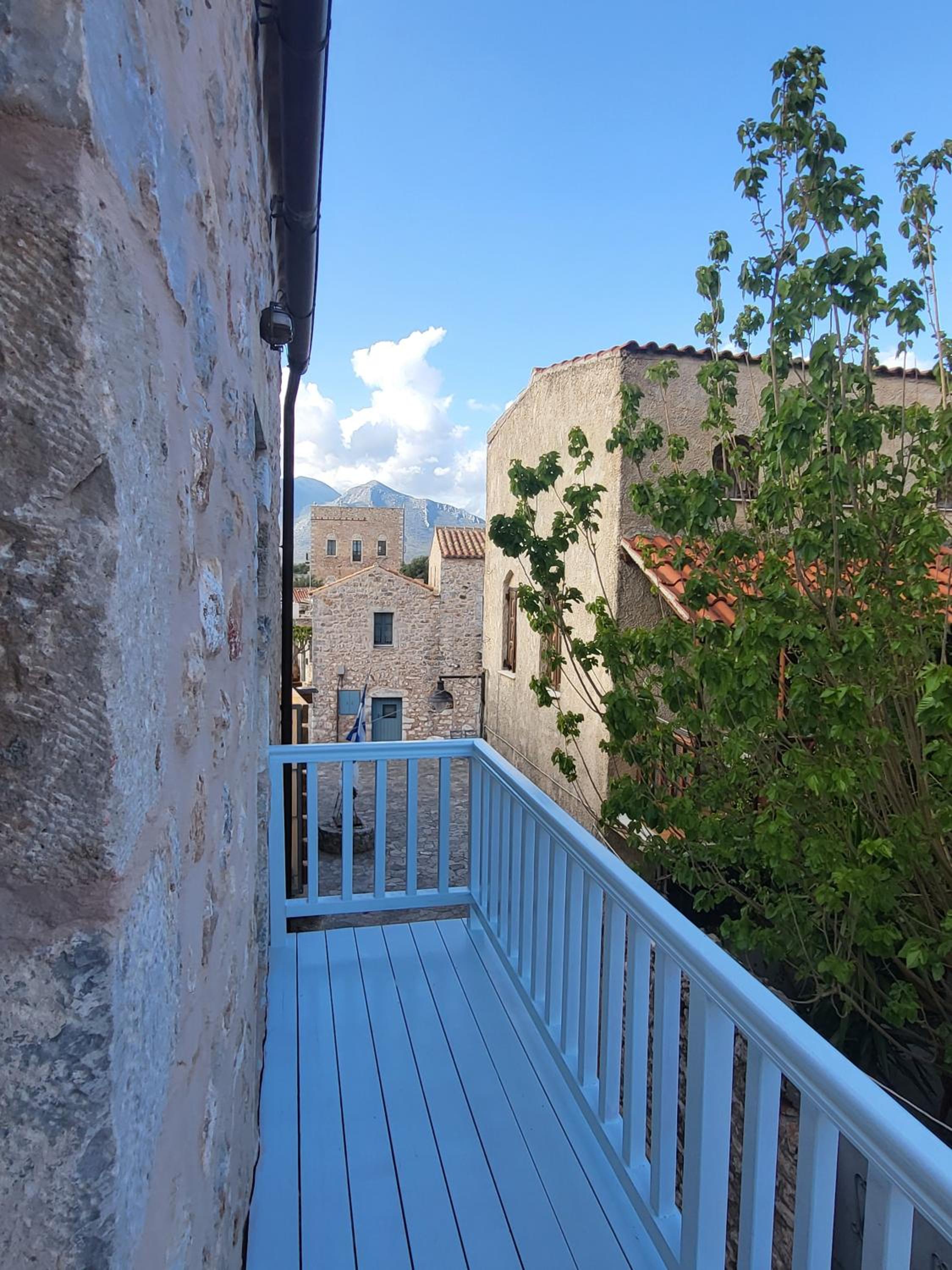 Balcony&Tower