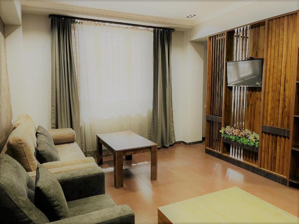 One Central Apartment