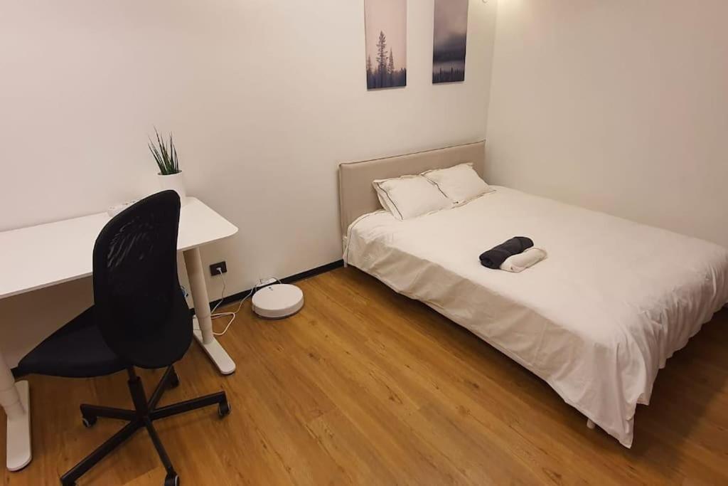 Dana-Quiet & Central Apartment-2 view 5