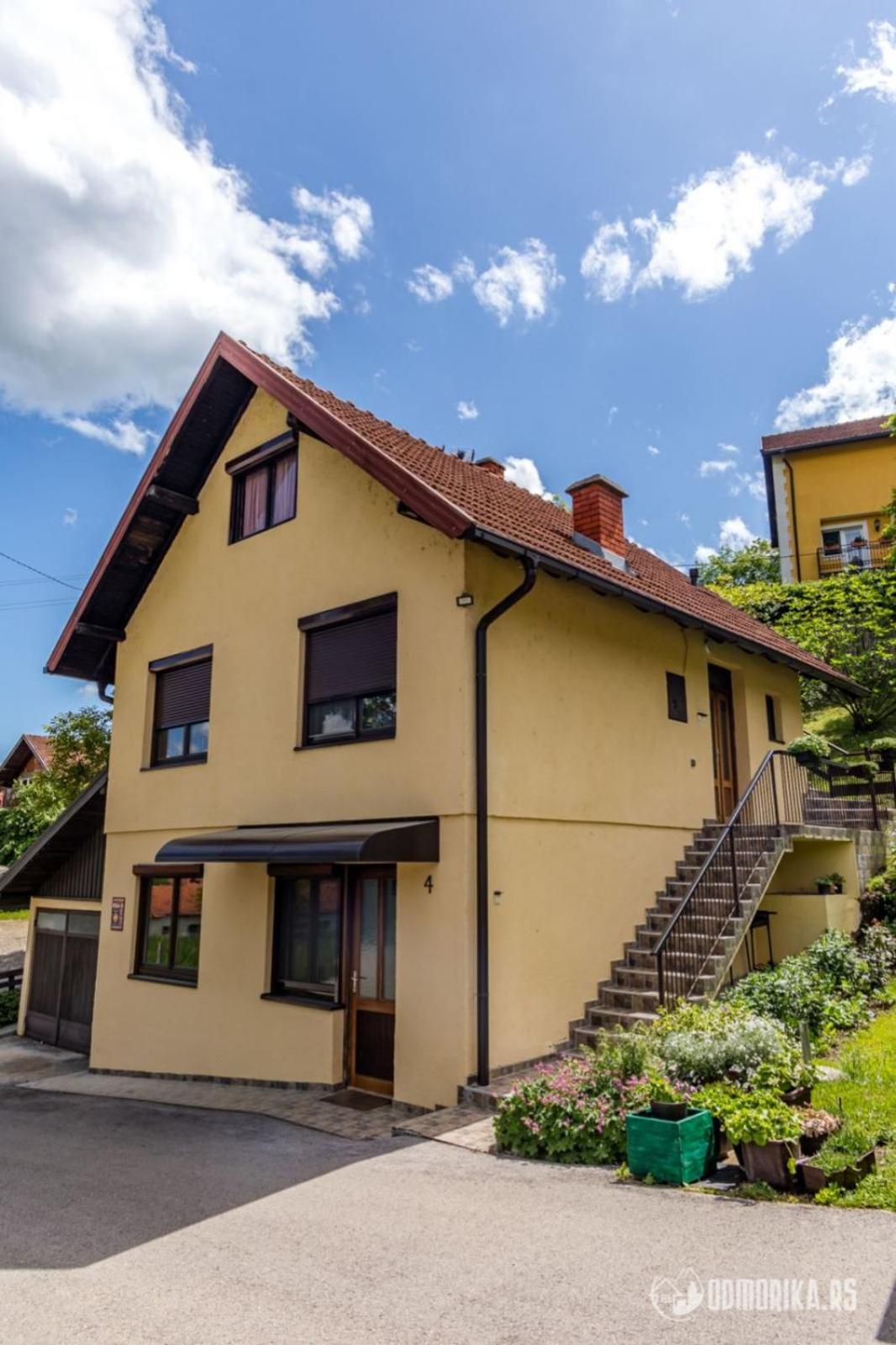 Apartmani Nina S view 5