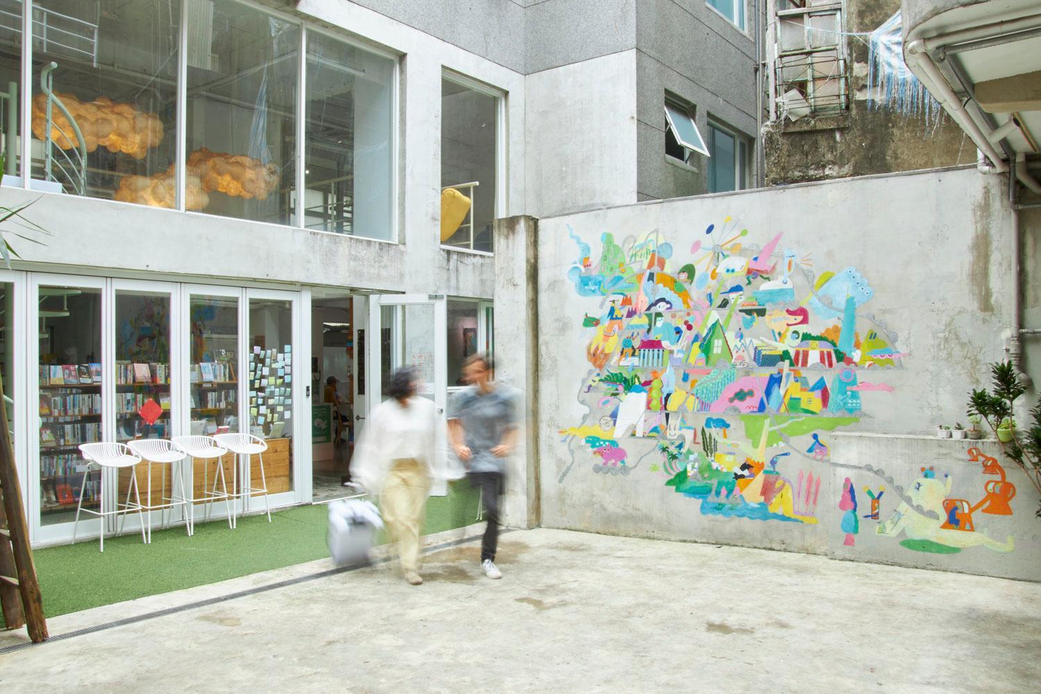 OwlStay Flip Flop Hostel - Garden